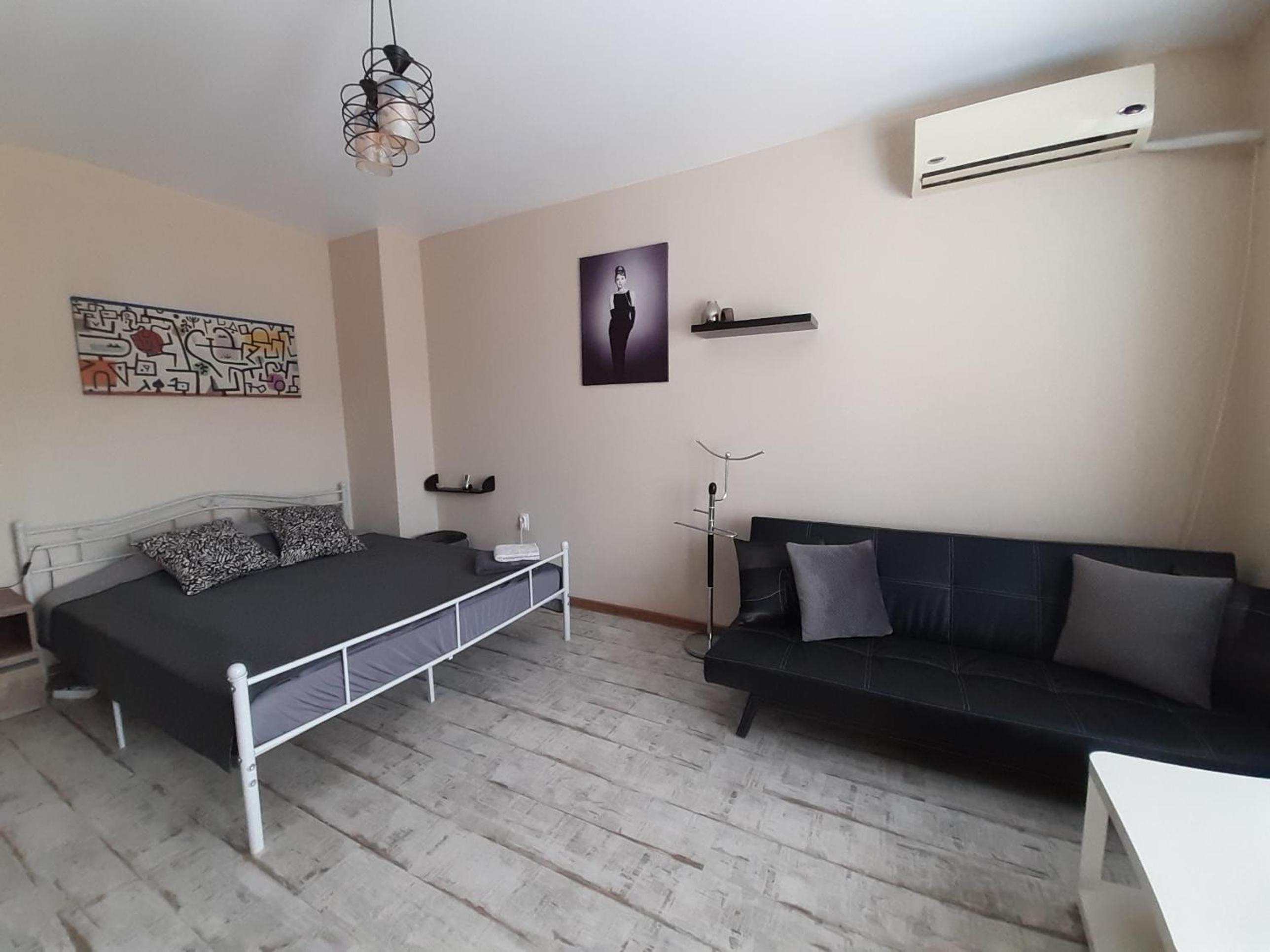 Lefterov's Guests Suite