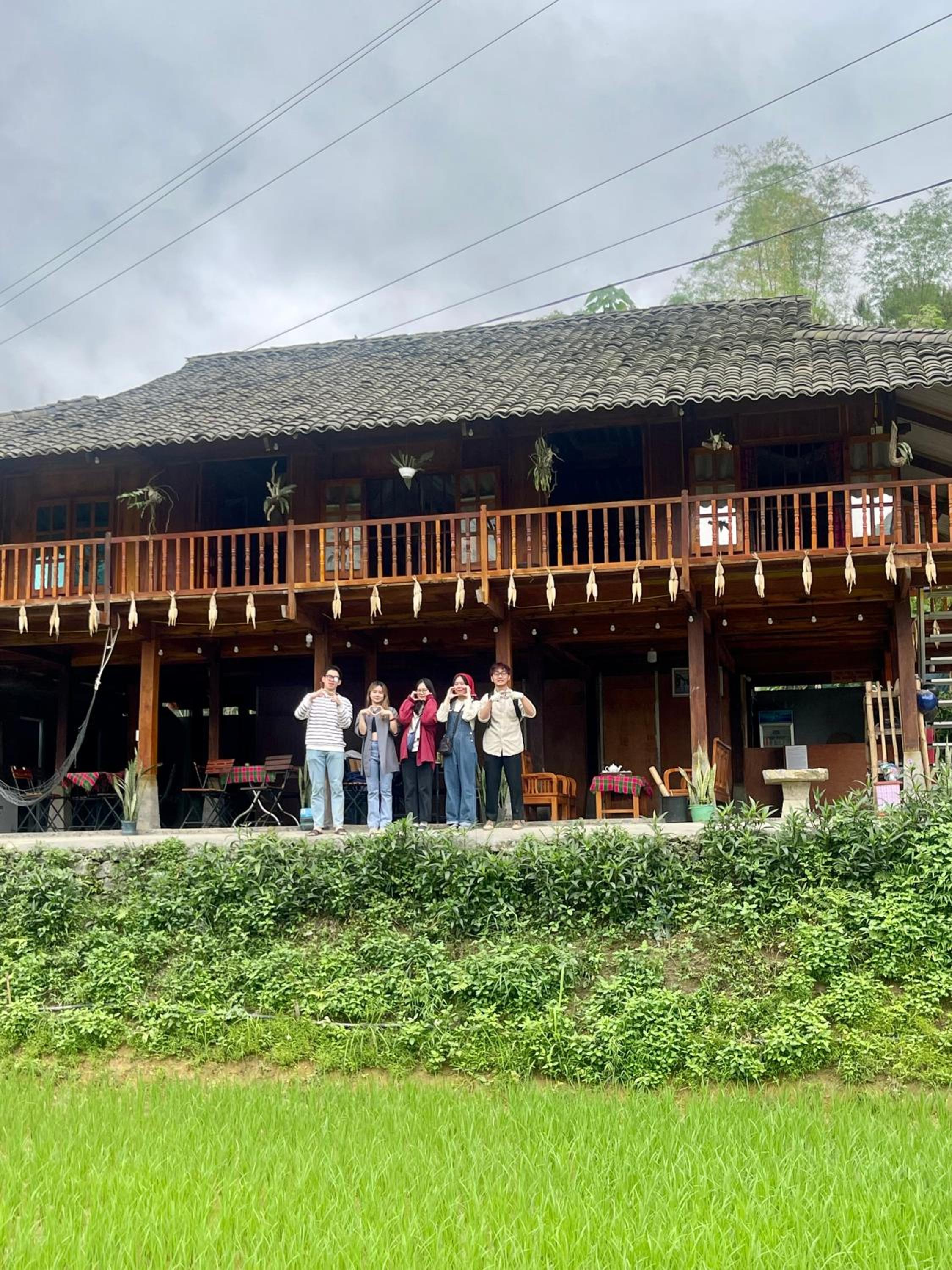 Du Gia Field View Homestay
