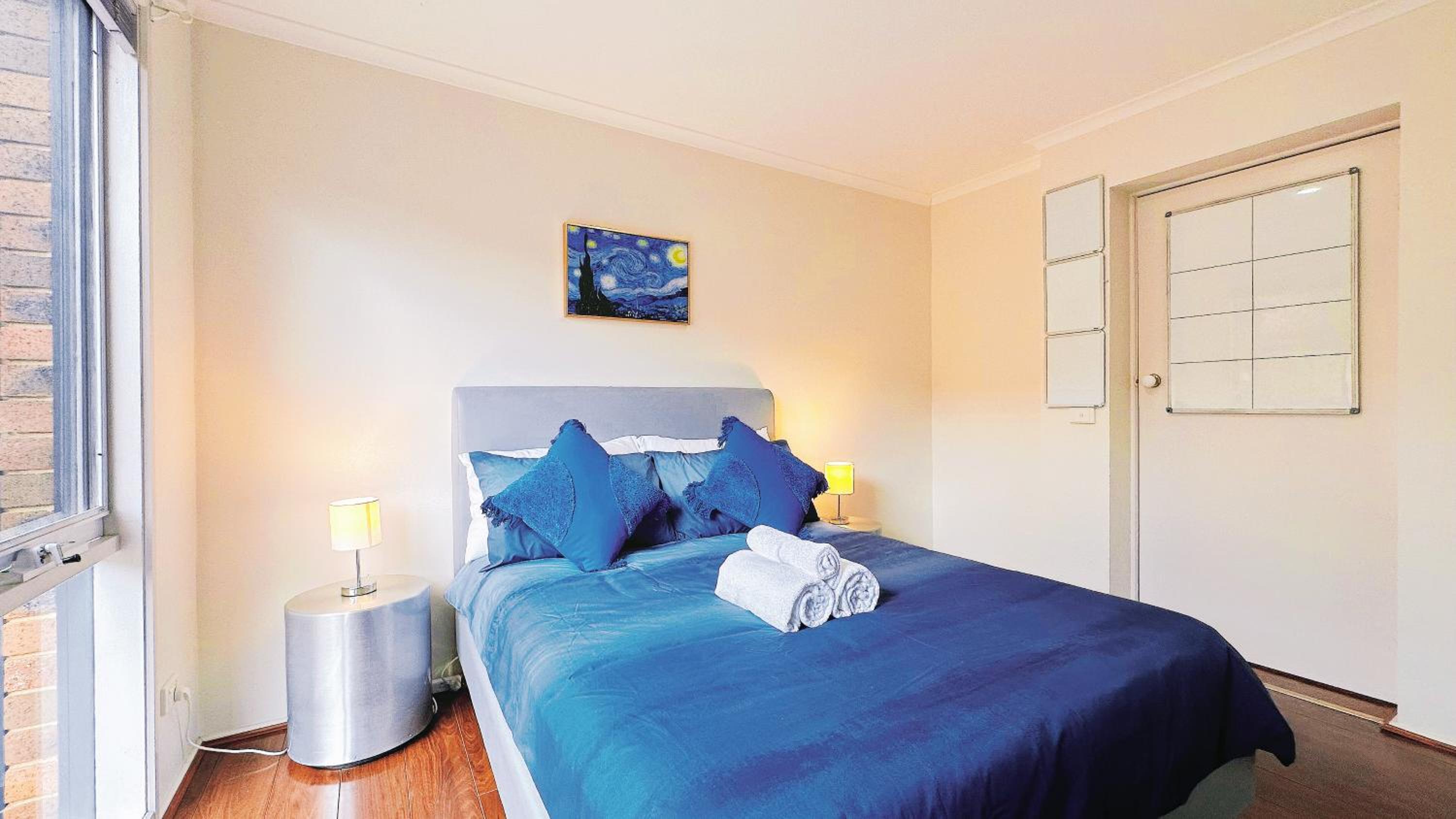 Near Airport and Easy to Melbourne CBD by GoodLive