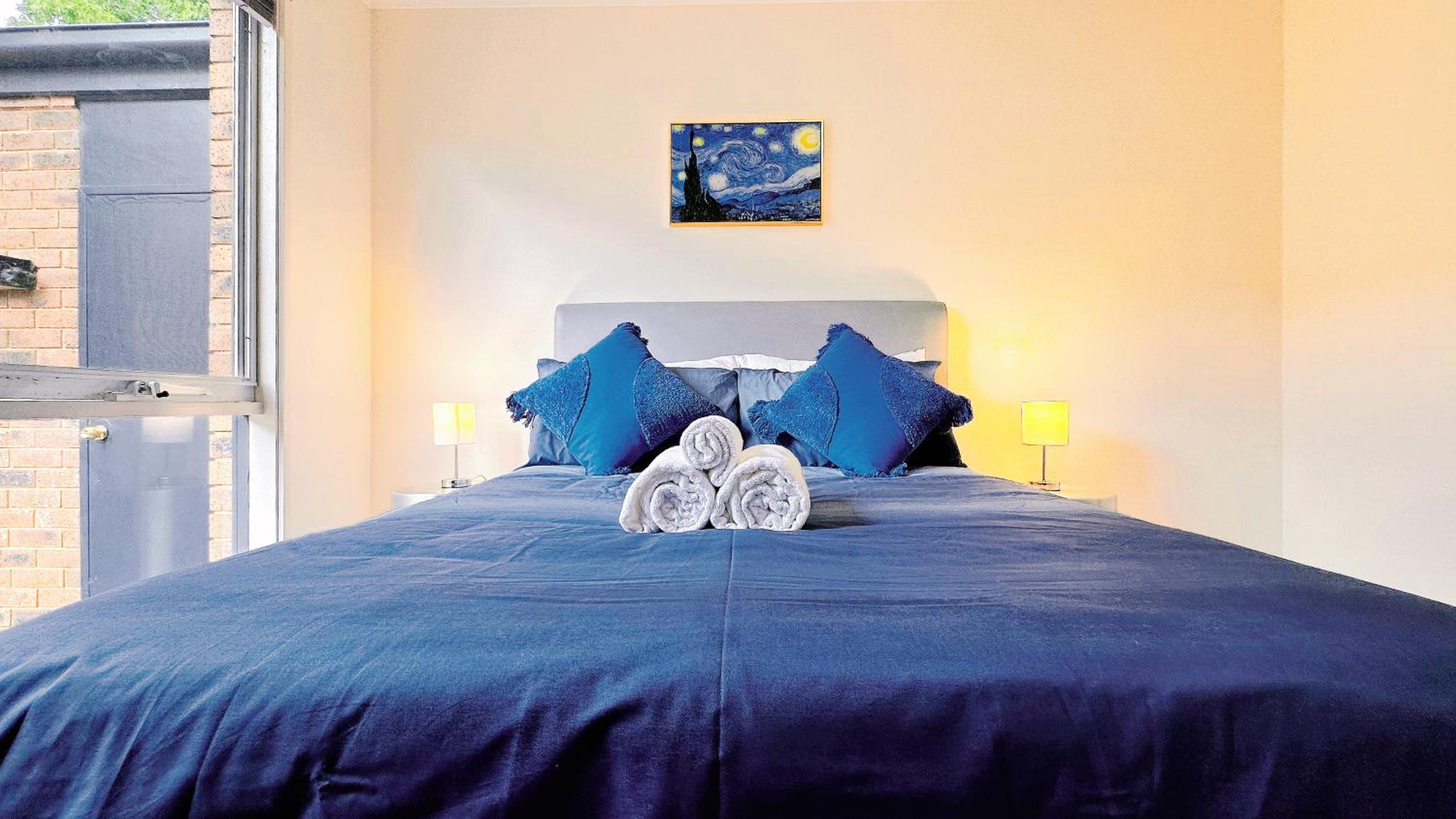 Near Airport and Easy to Melbourne CBD by GoodLive
