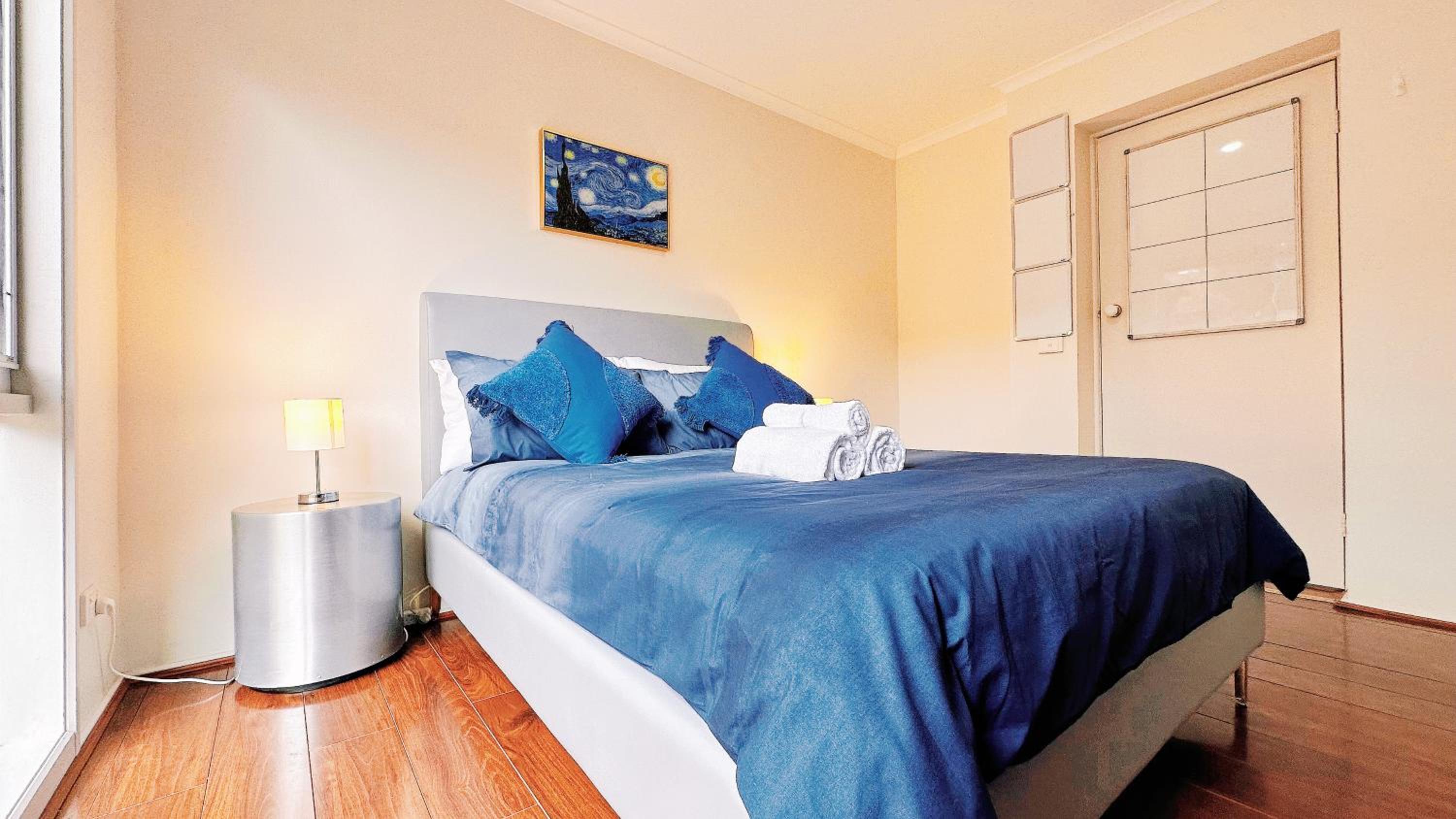 Near Airport and Easy to Melbourne CBD by GoodLive