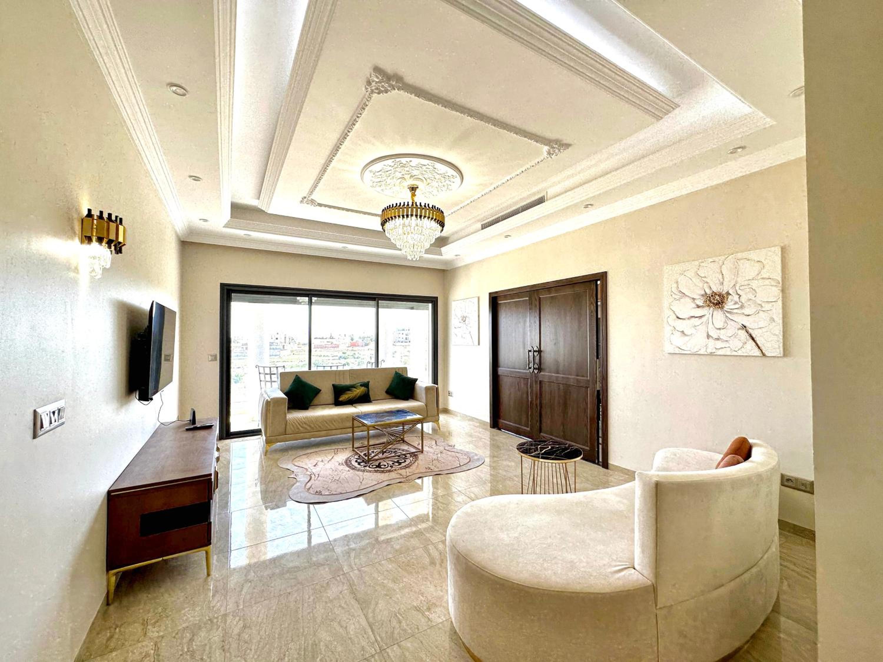 Lovely 3 Bedrooms Fully Equipped With Central Ac view 5