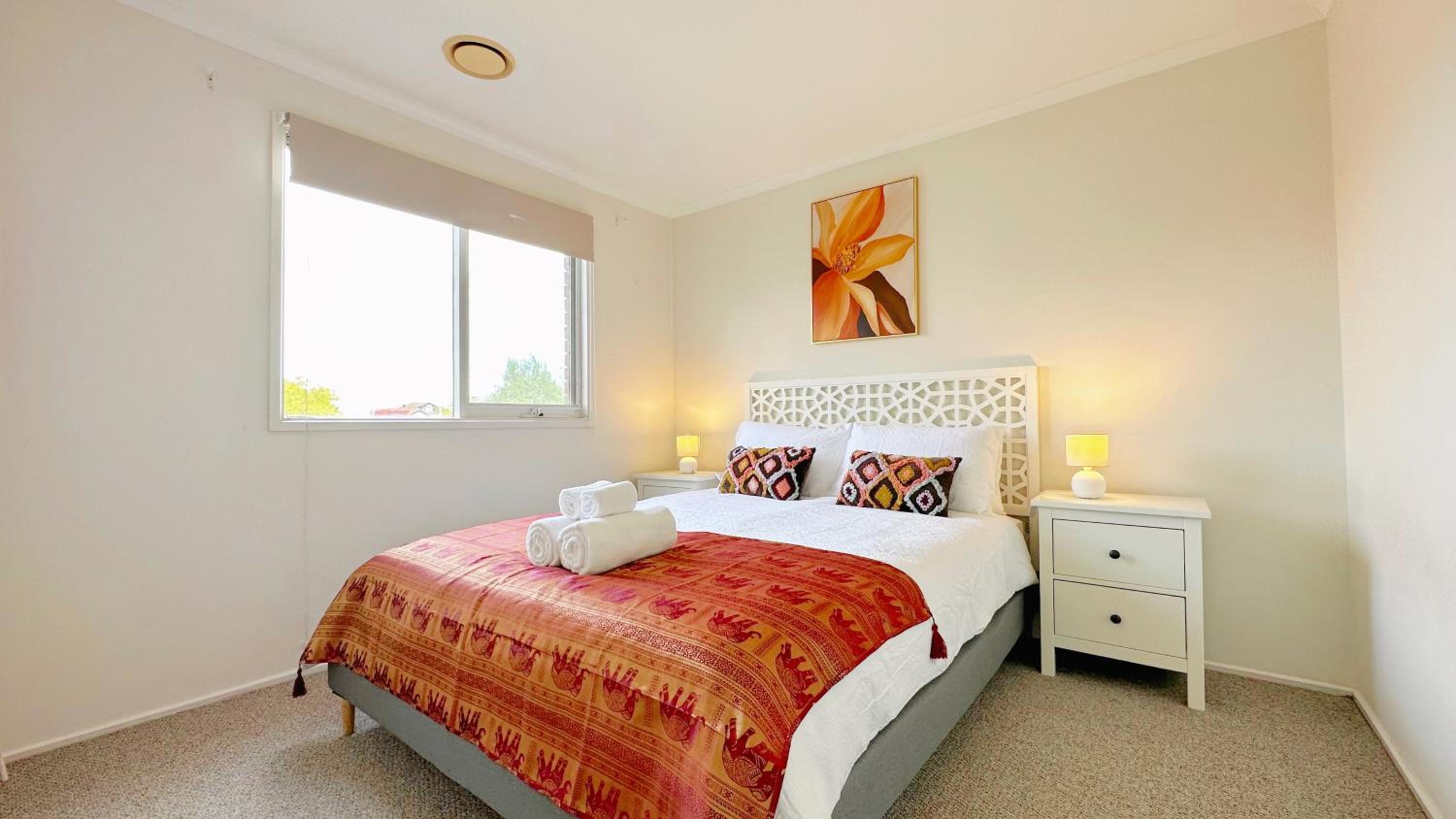 Near Airport and Easy to Melbourne CBD by GoodLive