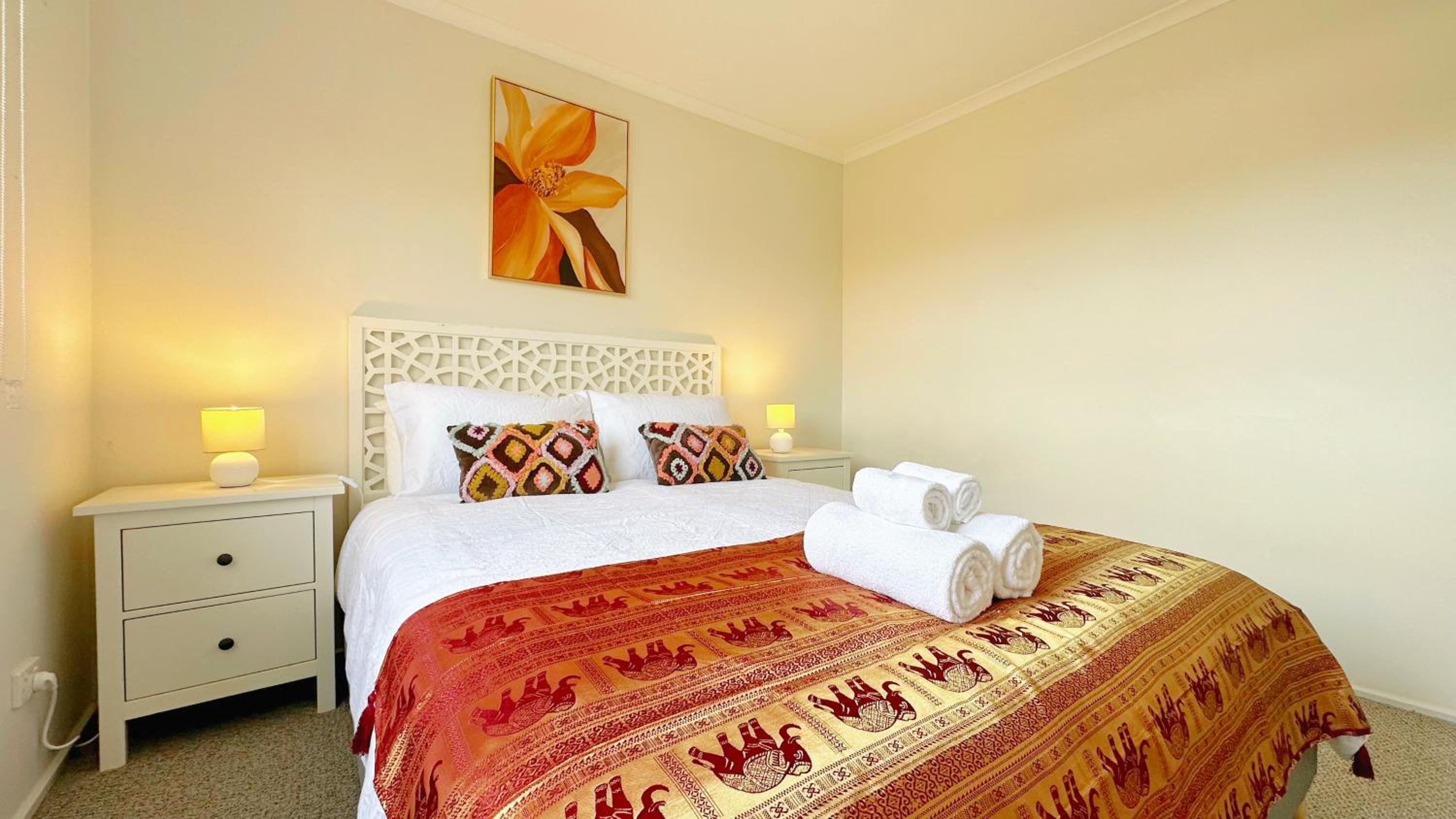 Near Airport and Easy to Melbourne CBD by GoodLive