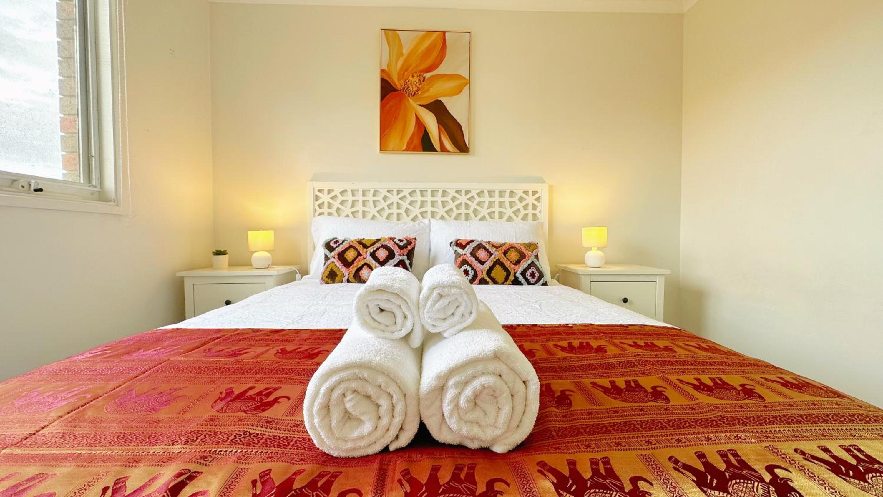 Near Airport and Easy to Melbourne CBD by GoodLive