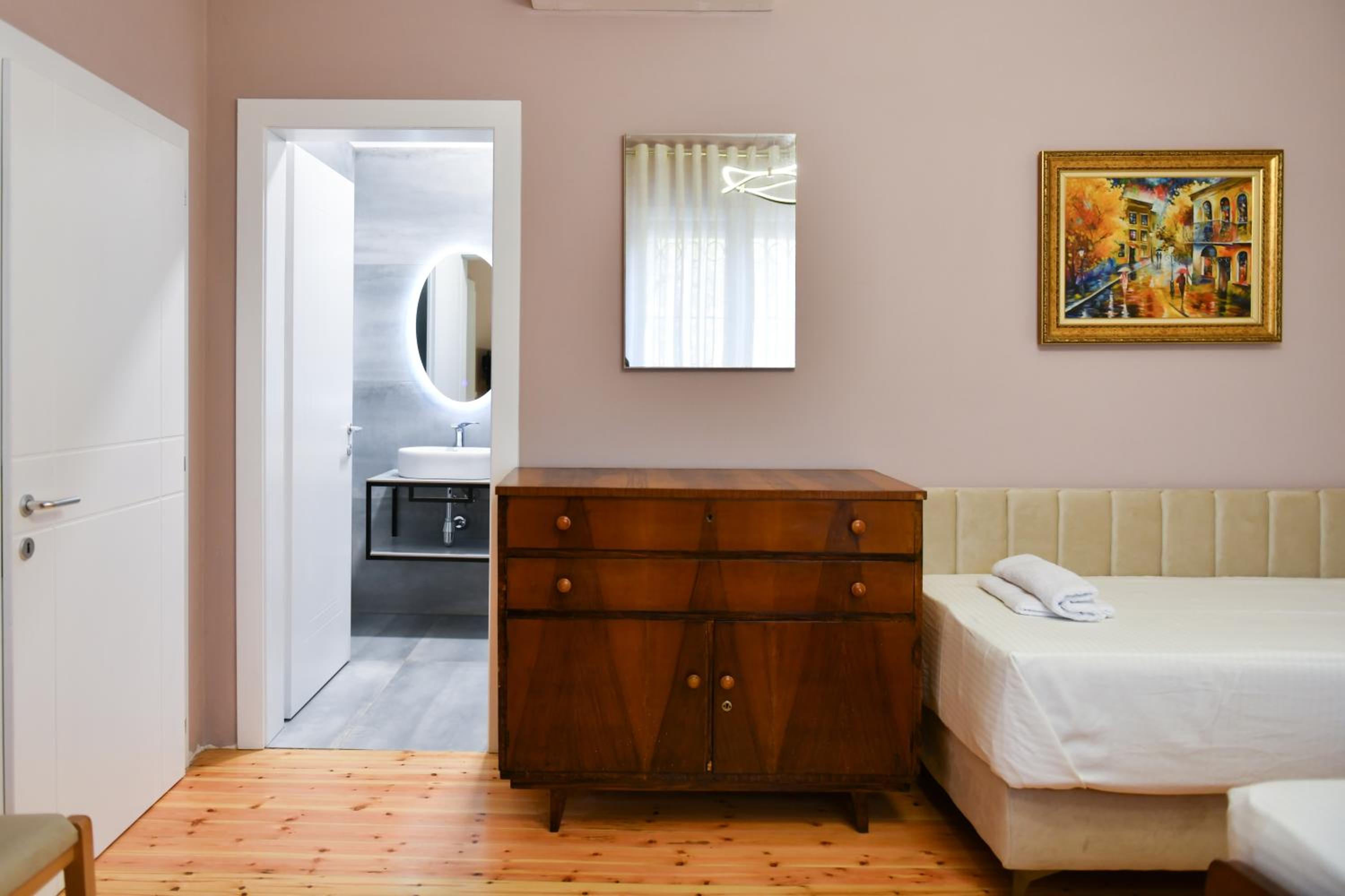 Nicolaus Hidden Gem Villa