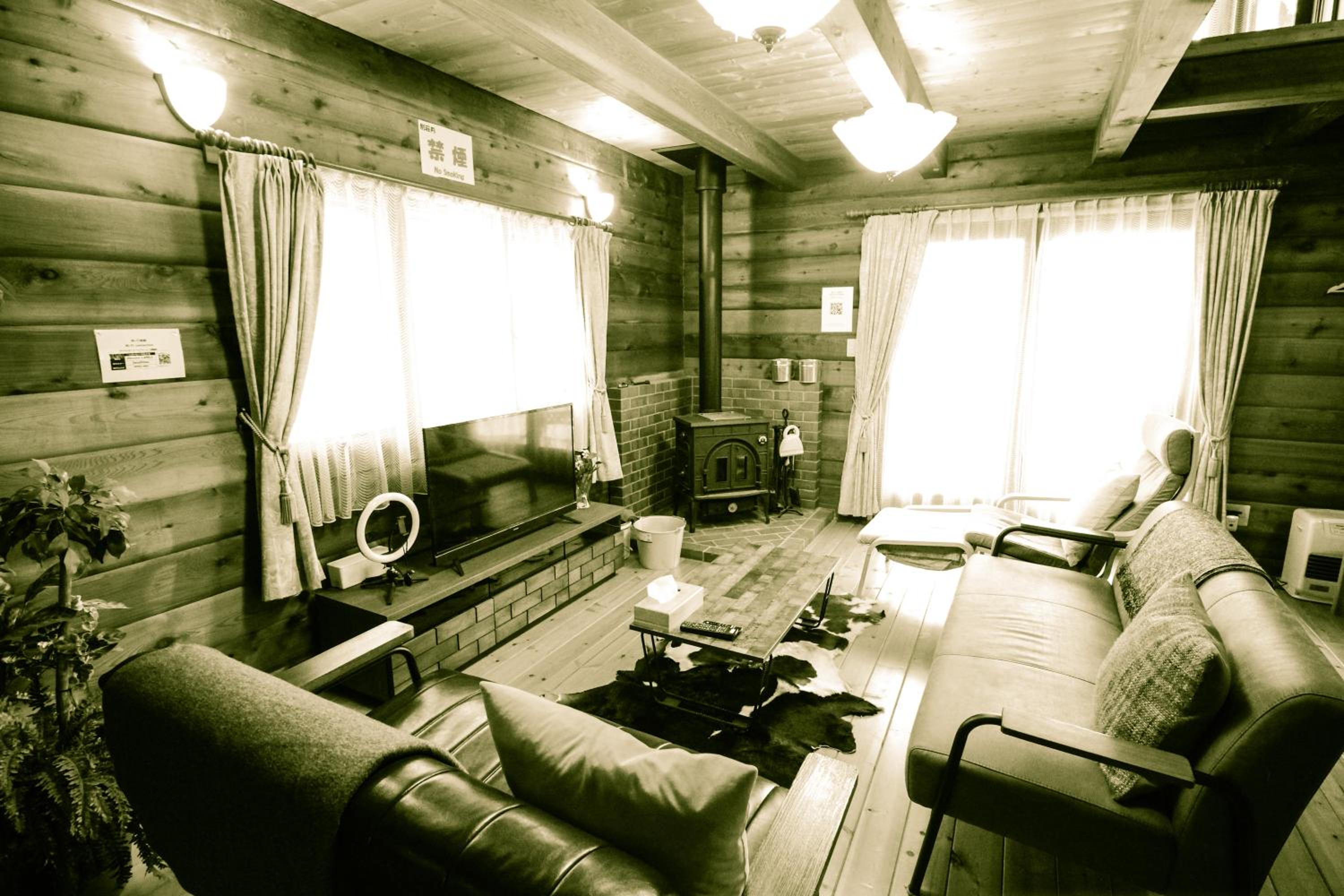 Photo 18