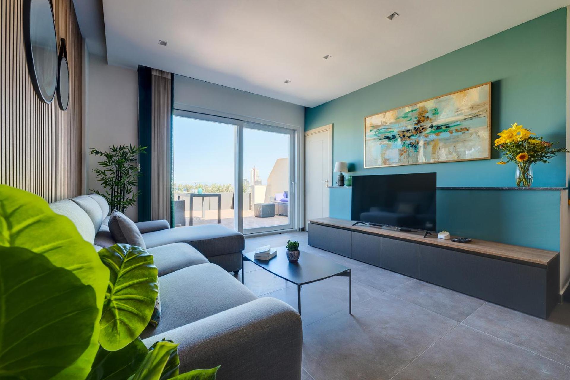 Luxury Penthouse with Terrace and Views photo 4