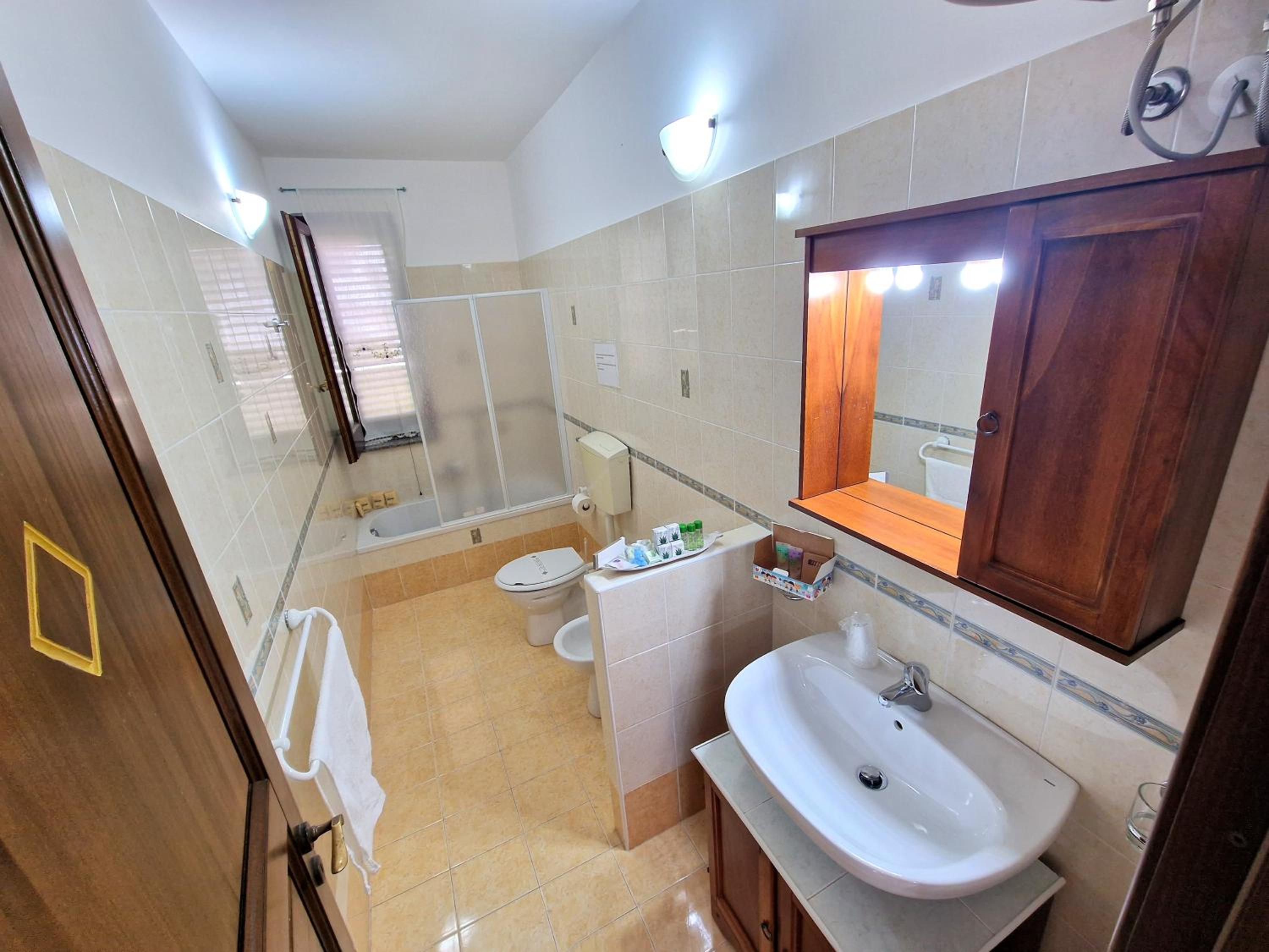 Rosa's house photo 2