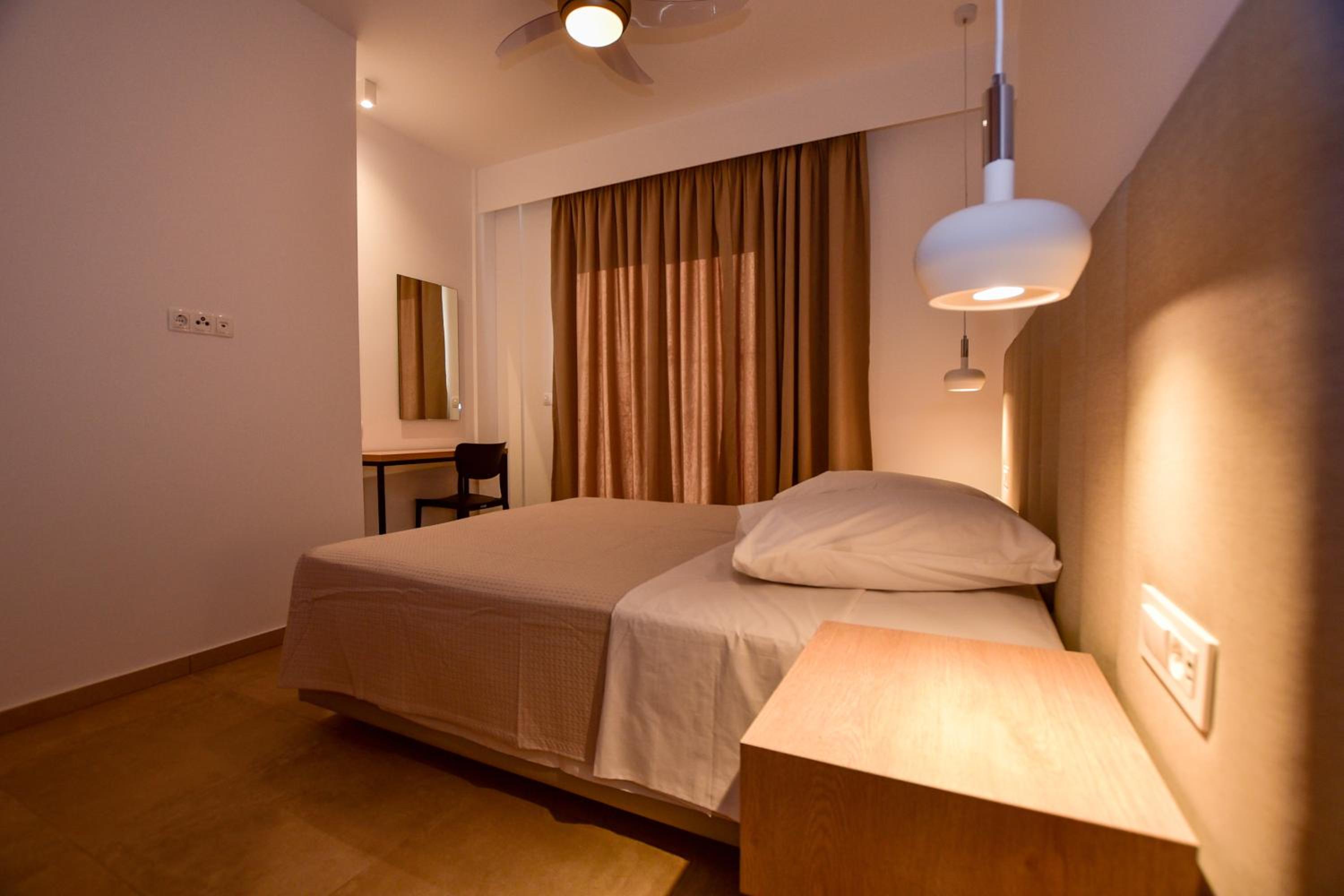 Rosemary Apartments photo 3