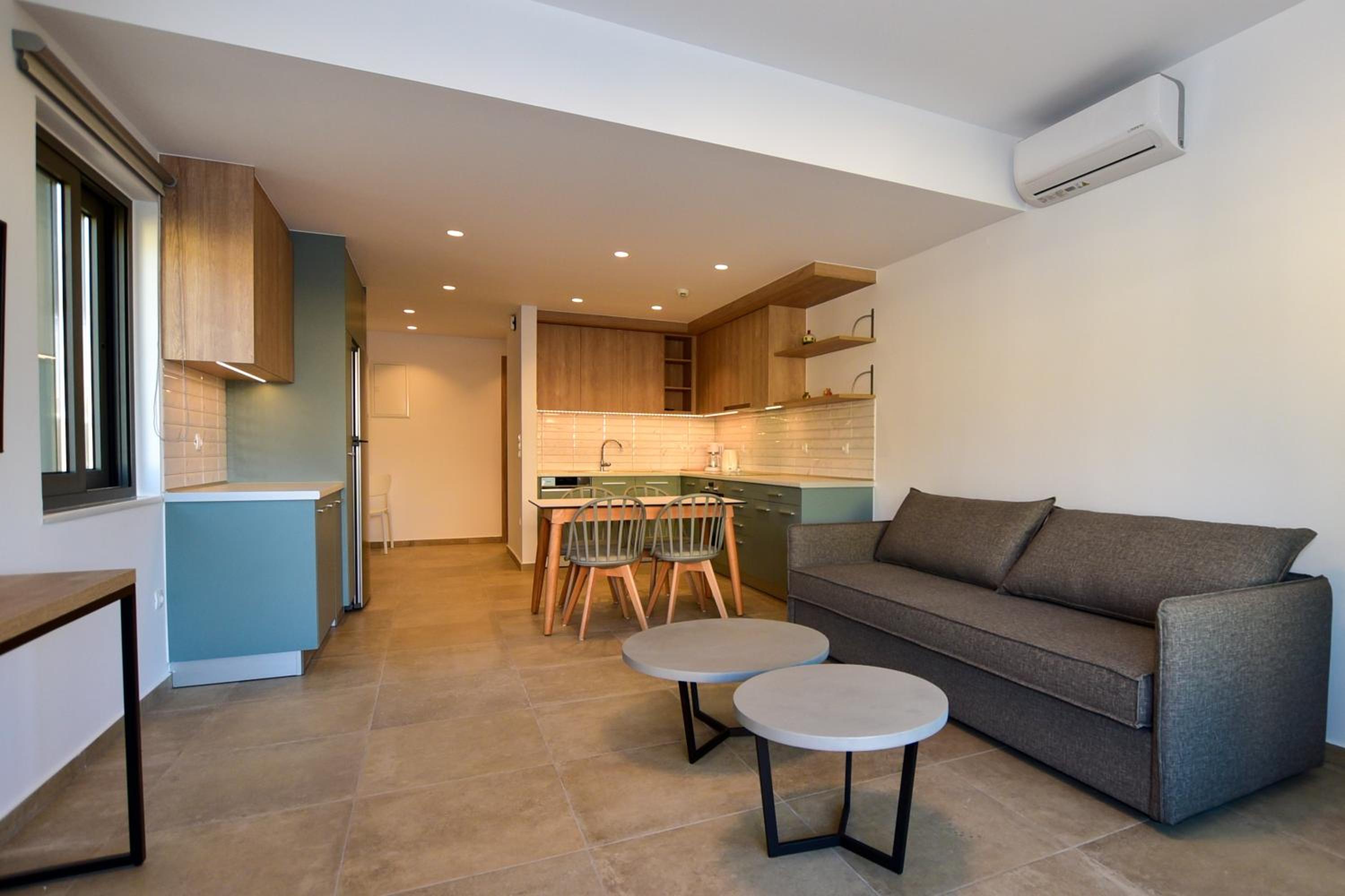 Rosemary Apartments photo 4