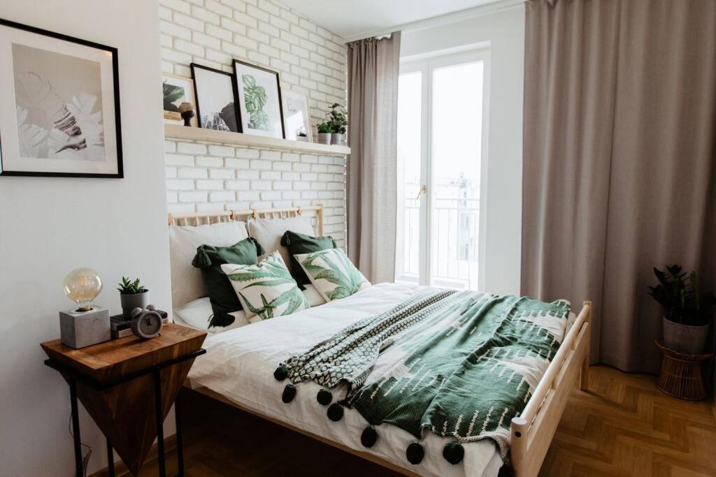 Loft apartment with balcony in centre