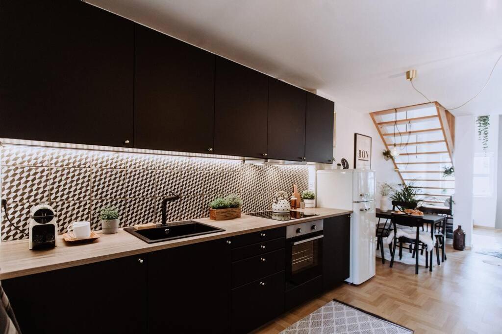 Loft apartment with balcony in centre