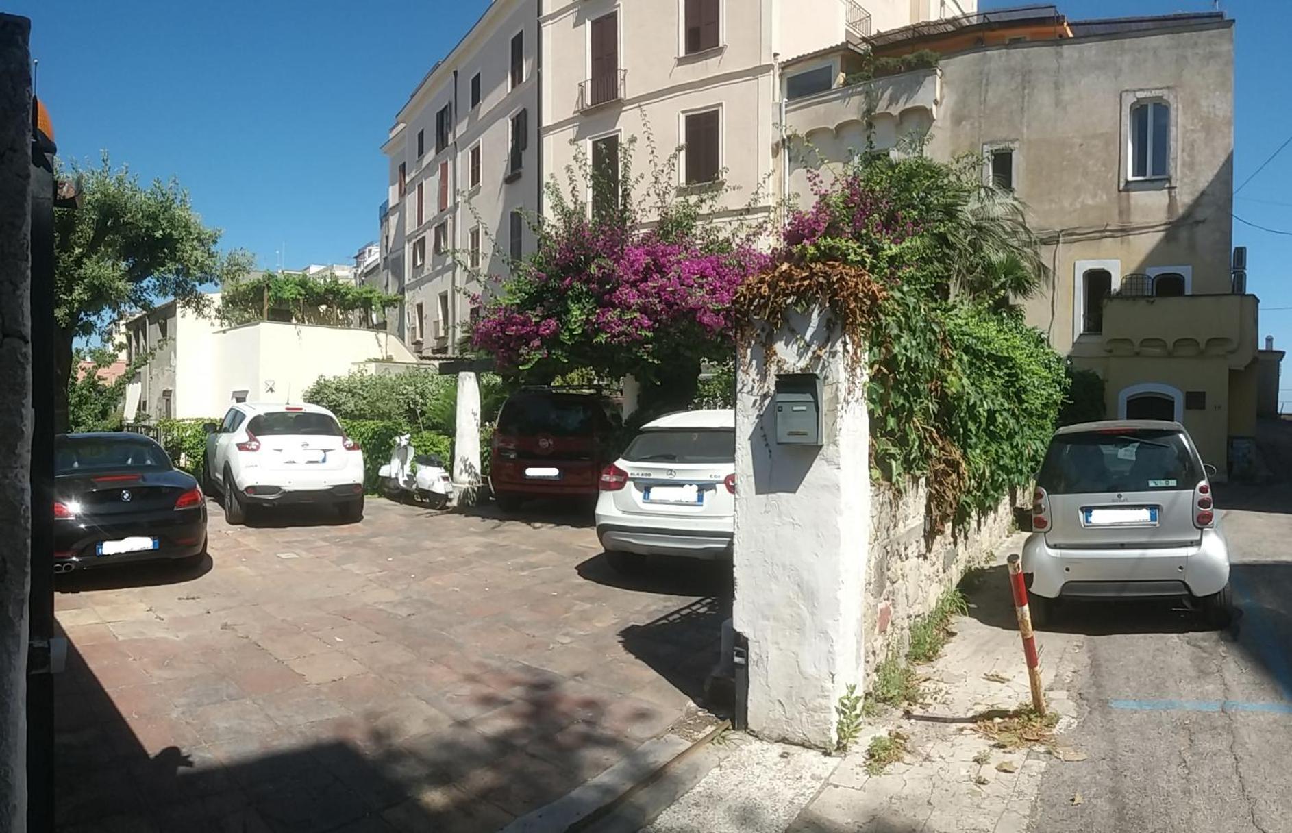 Photo 43