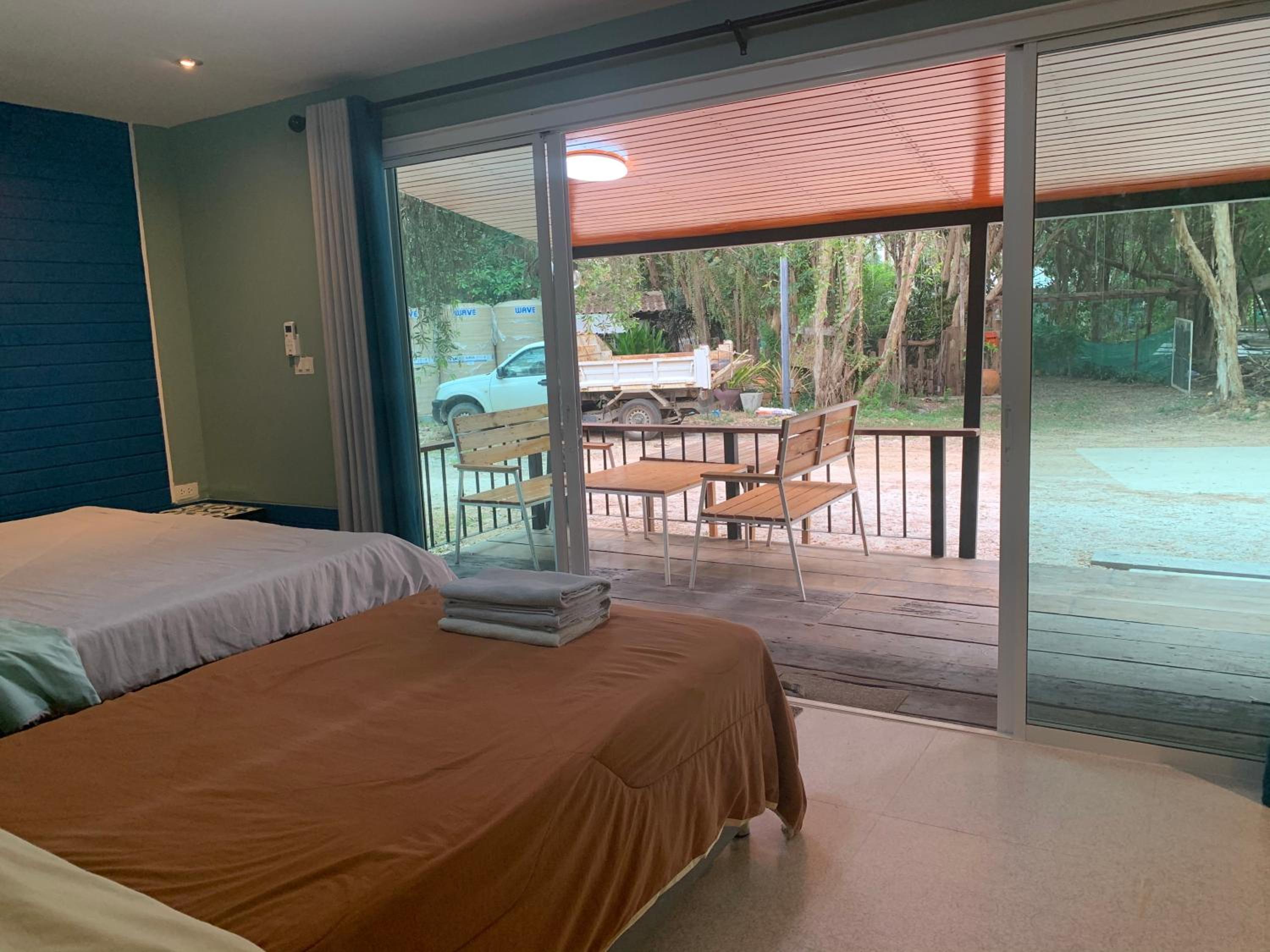 Rayonghouse Resort