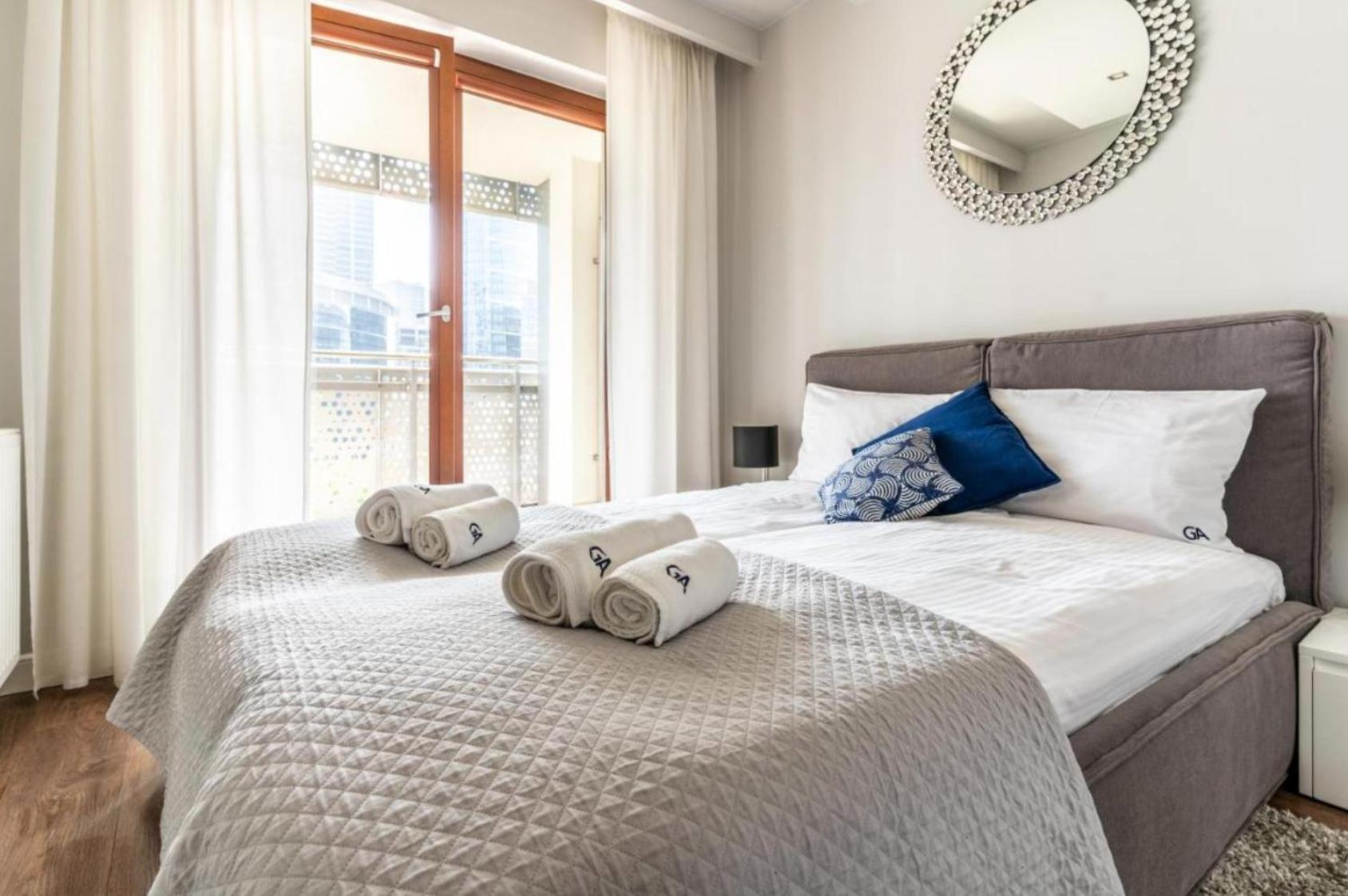 Golden Apartments - Browary Warszawskie Elegant & Cozy in Central Warsaw Wronia