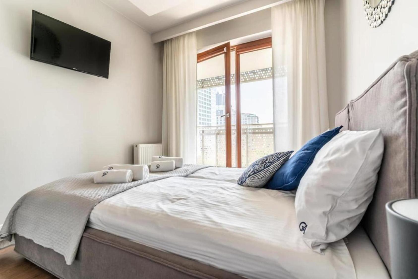 Golden Apartments - Browary Warszawskie Elegant & Cozy in Central Warsaw Wronia