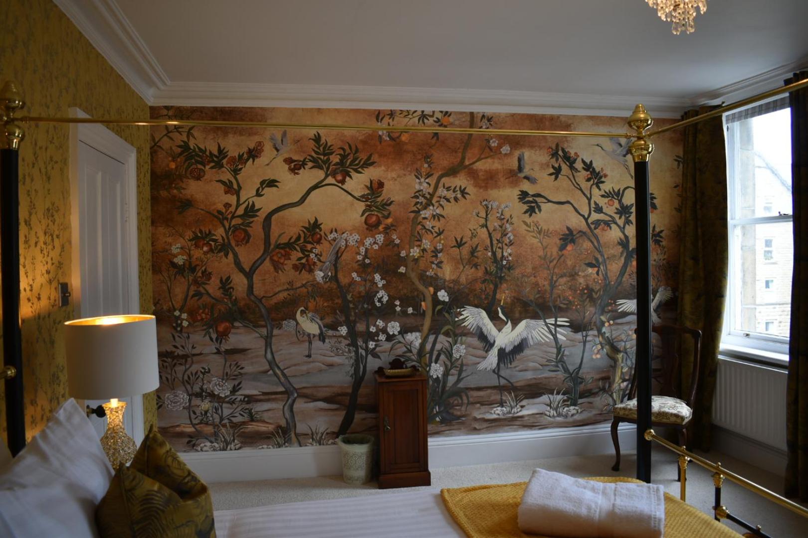 Carlton House - Spacious 4 Bed Victorian townhouse view 4