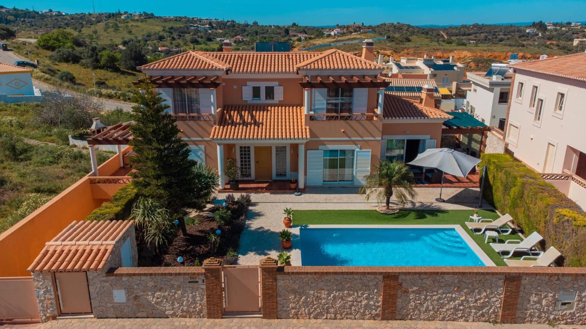 Hotel Casa Moreira - Image 1