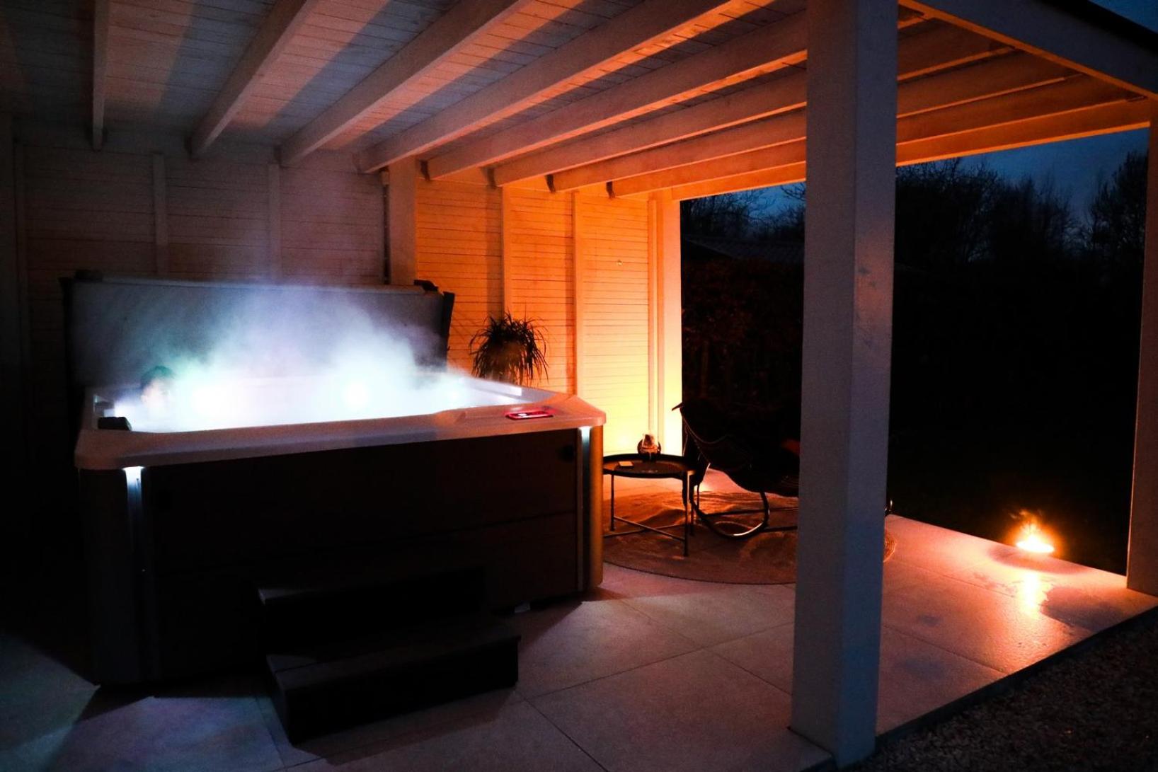 Maison La Belle Cosy 2-bedroom house with jacuzzi & airco