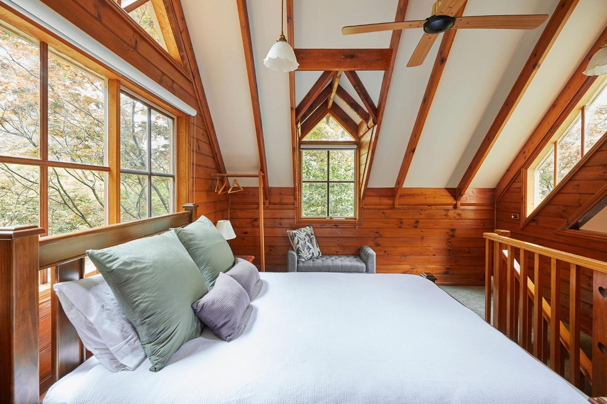 Fernhem Cottages- Love in the Mist