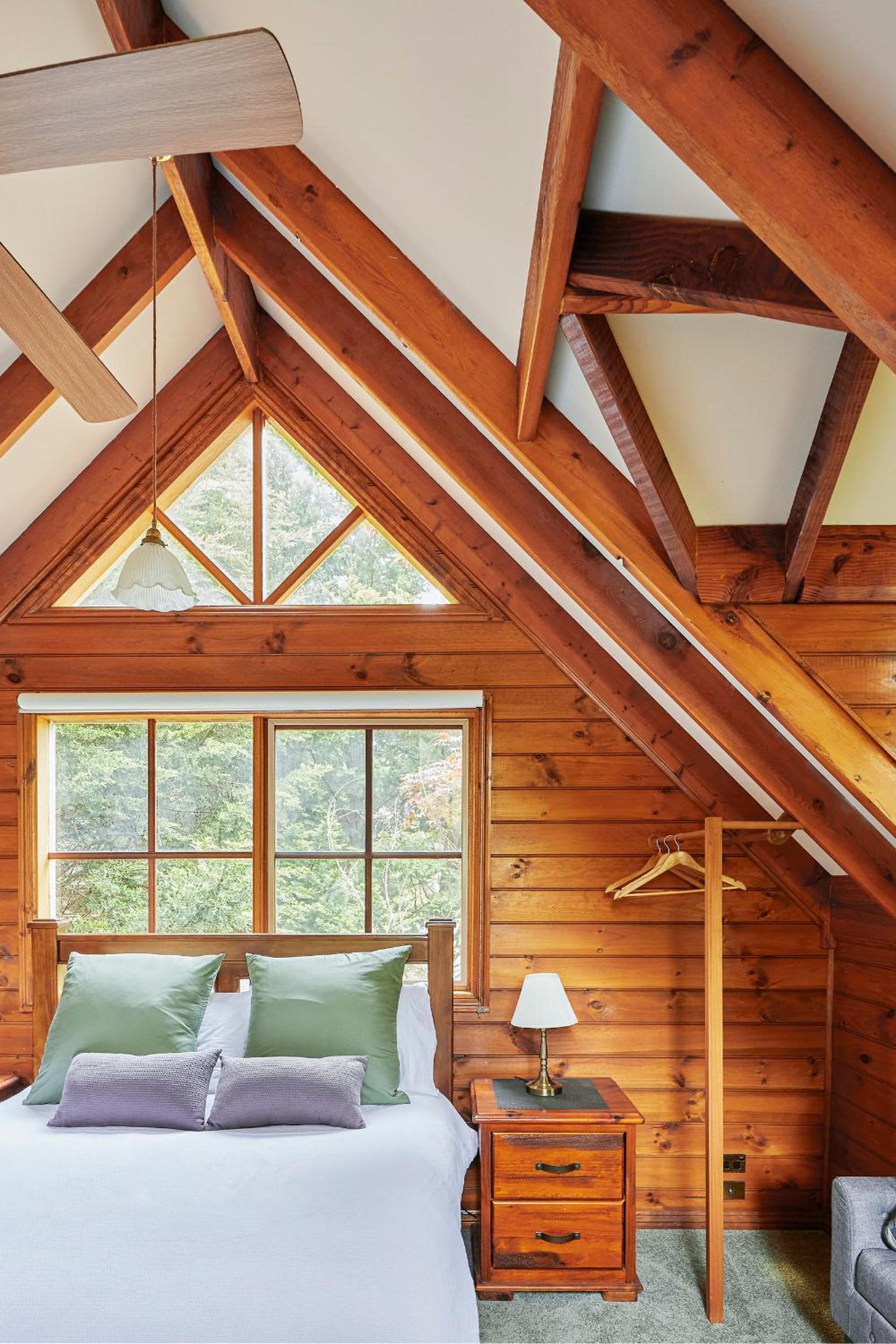 Fernhem Cottages- Love in the Mist