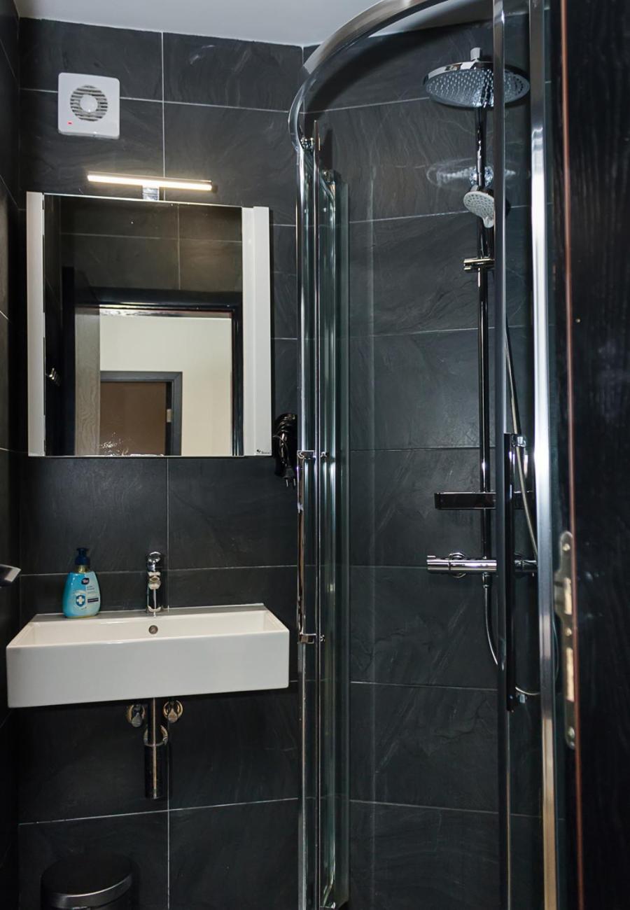 Three private apartments near Port of Varna by Flat Mаnager