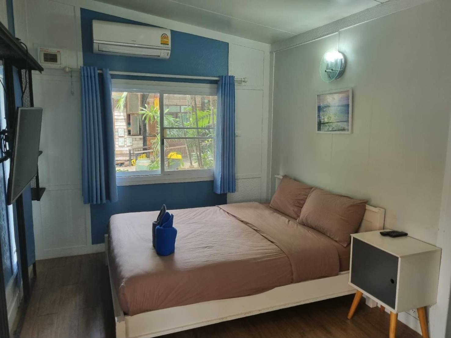 Rayonghouse Resort