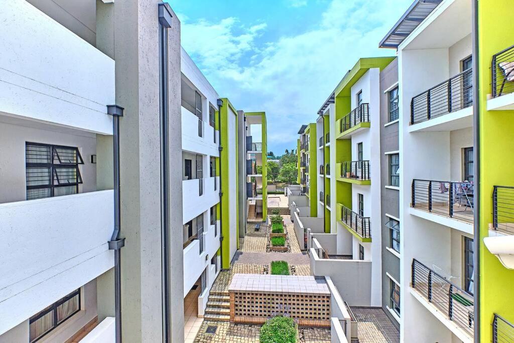 2 Bedroom Furnished Luxury Apartment With Inverter
