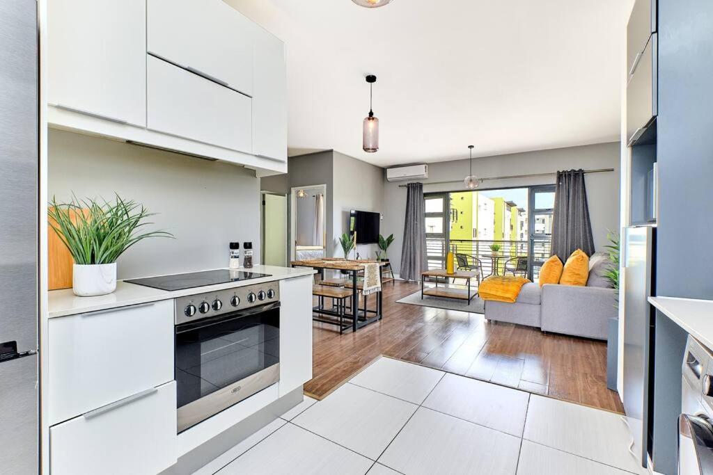 2 Bedroom Furnished Luxury Apartment With Inverter