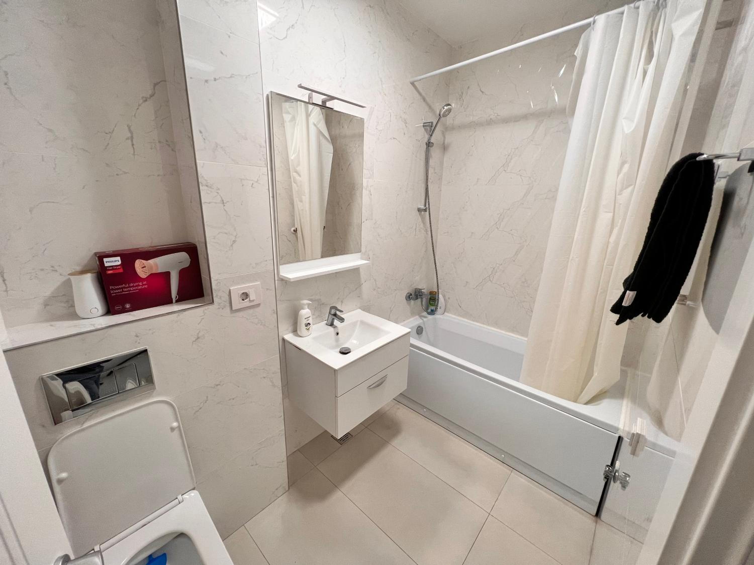 Central Bright Apartments -2 Rooms-Self Checkin