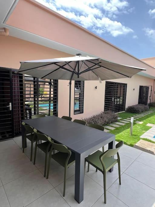 Villa 4 Chambres avec piscine sur Kribi