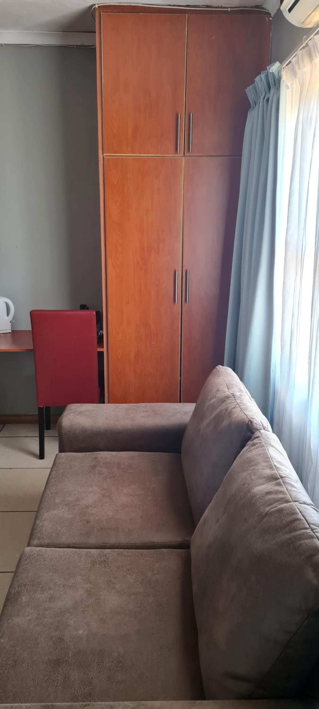 Monate BNB