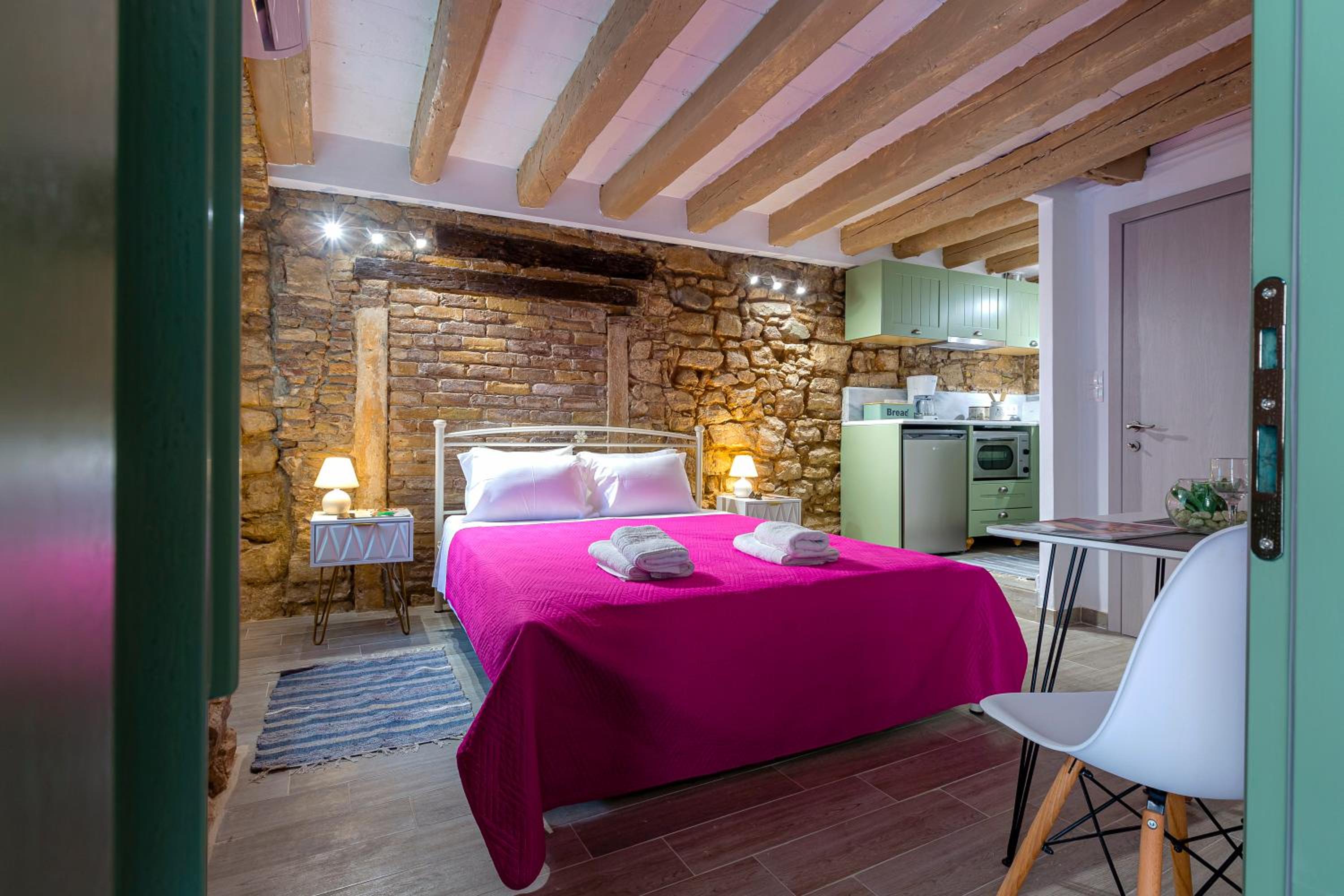 Venetian Sterna Casa