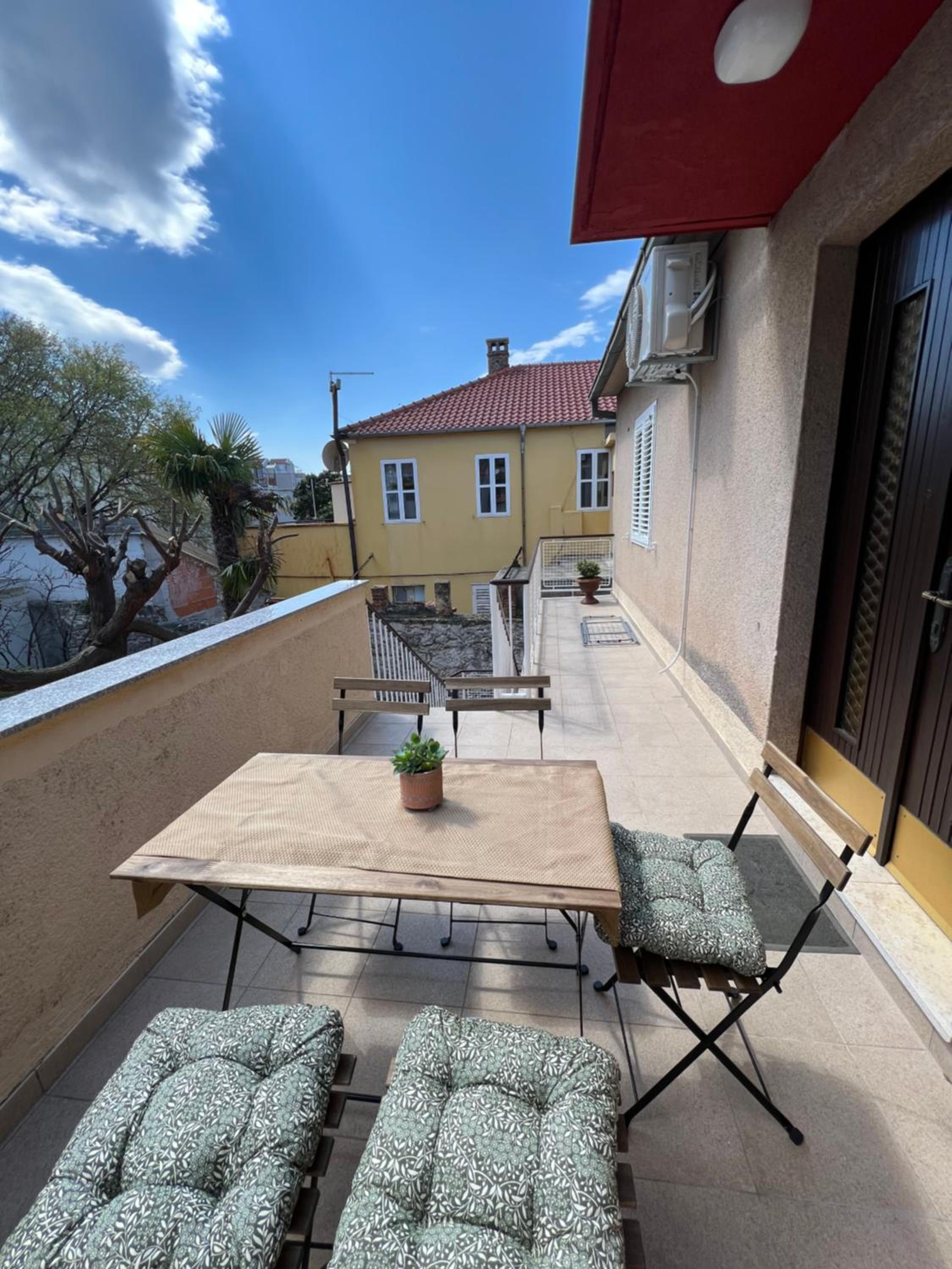 Apartment Ana, free garage parking view 5