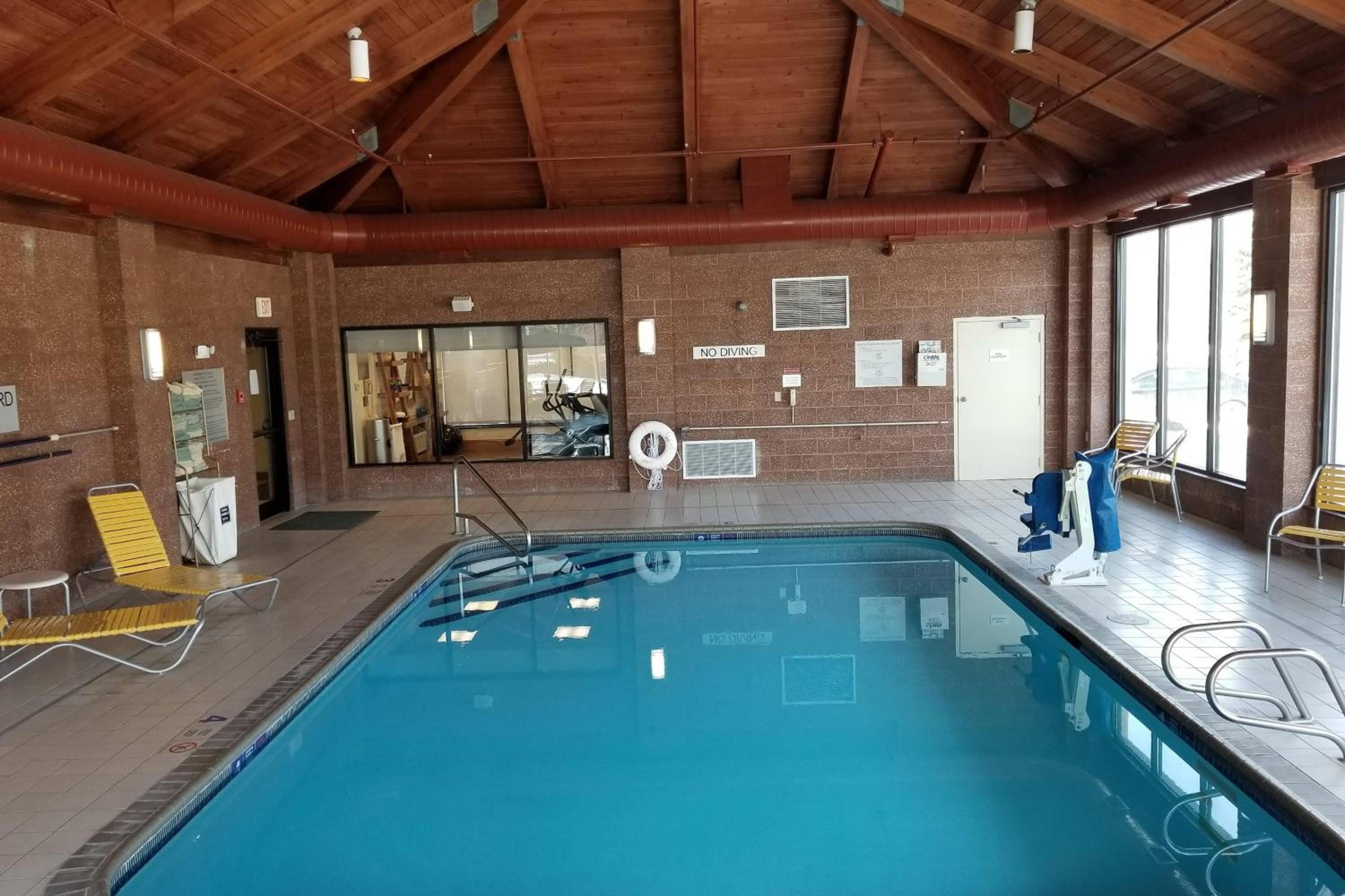 Binghamton Vacations - Fairfield Inn by Marriot Binghamton - Property Image 2