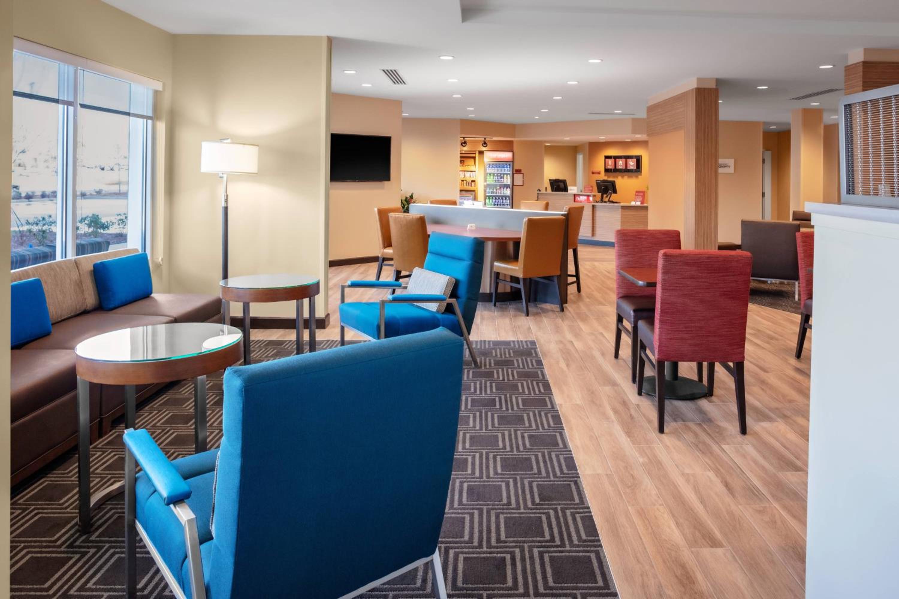 TownePlace Suites by Marriott Gainesville view 4