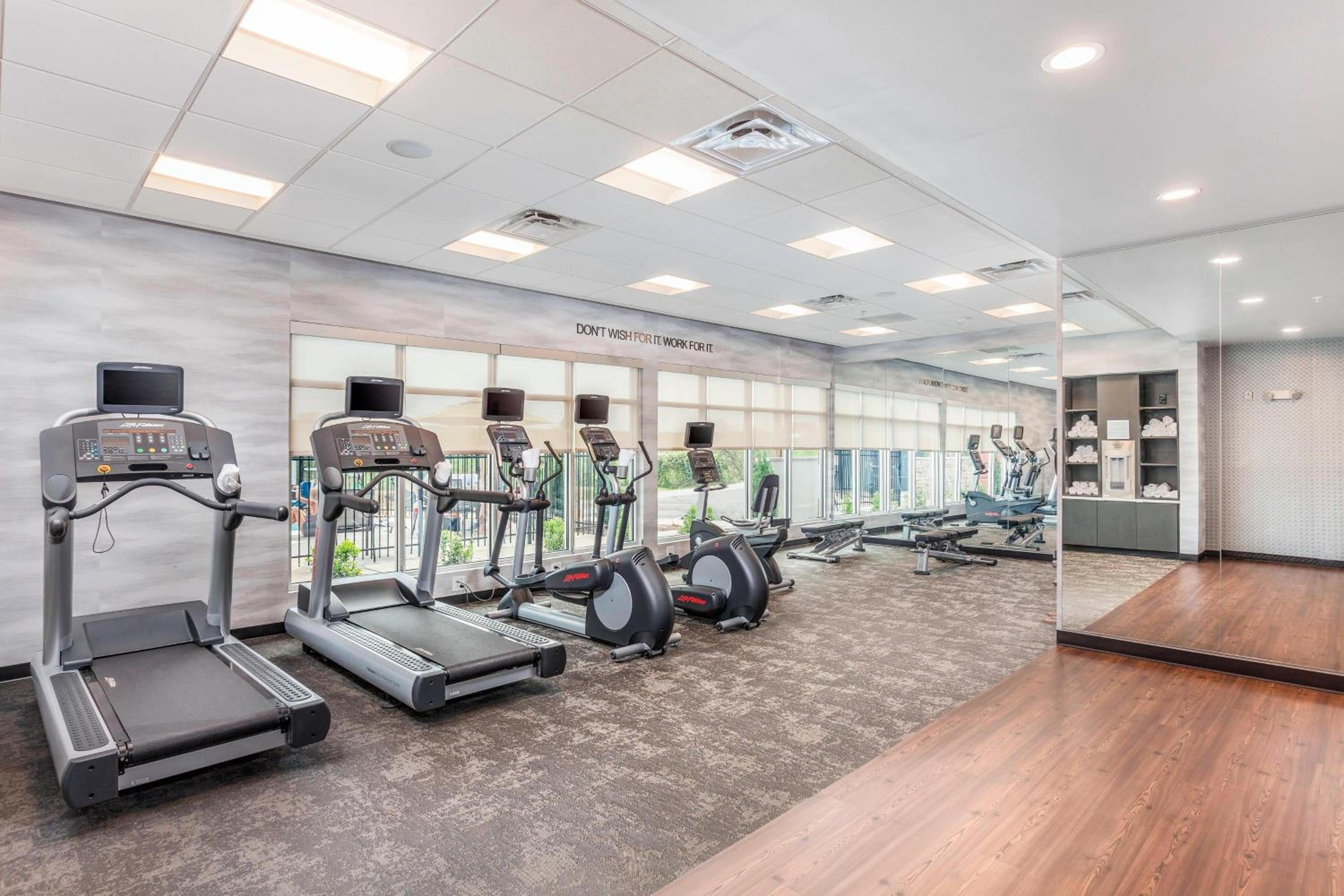 Lebanon Vacations - Fairfield Inn  Suites by Marriott Lebanon - Property Image 5