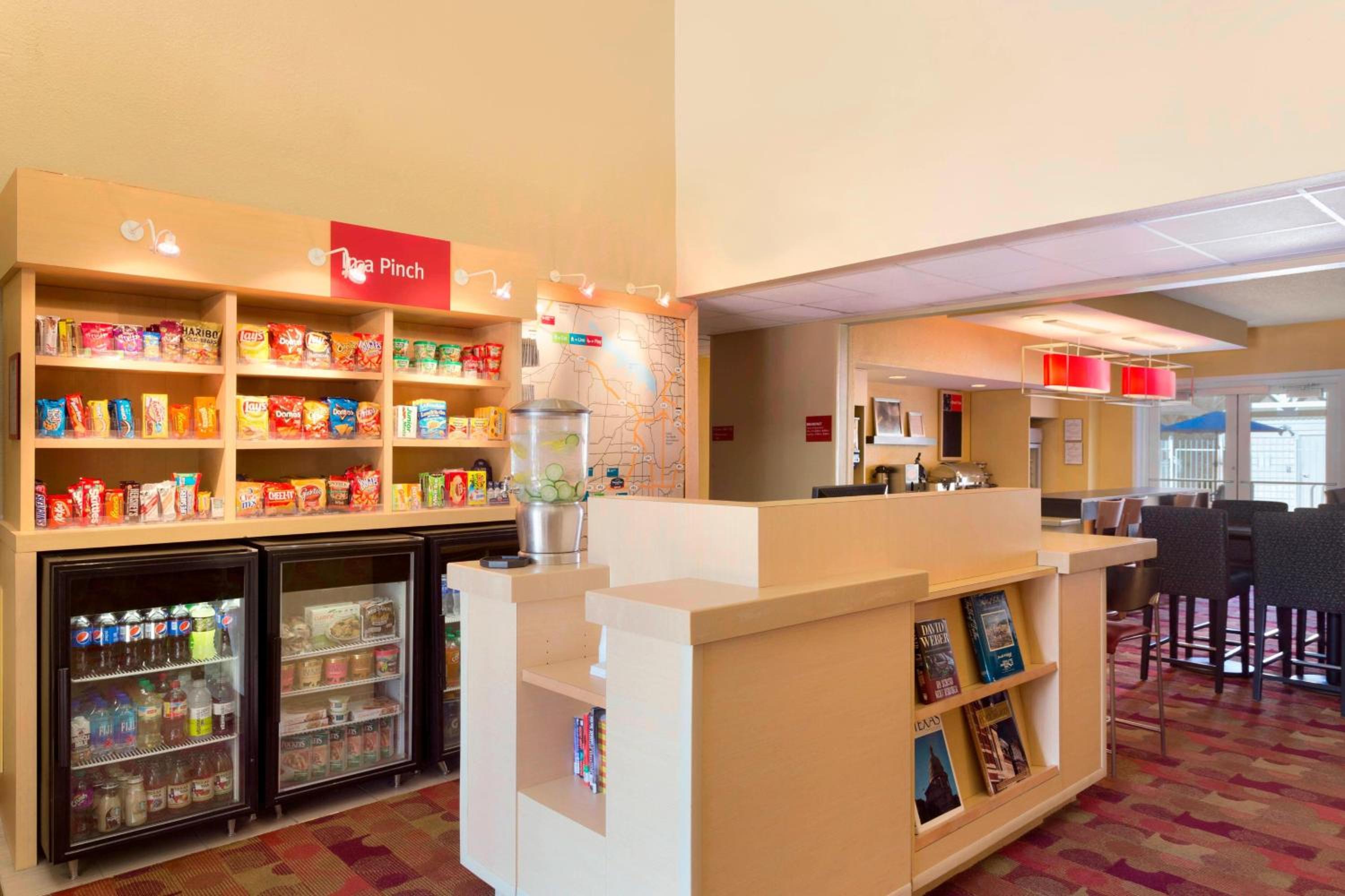 Bedford Vacations - TownePlace Suites by Marriott Dallas Bedford - Property Image 4