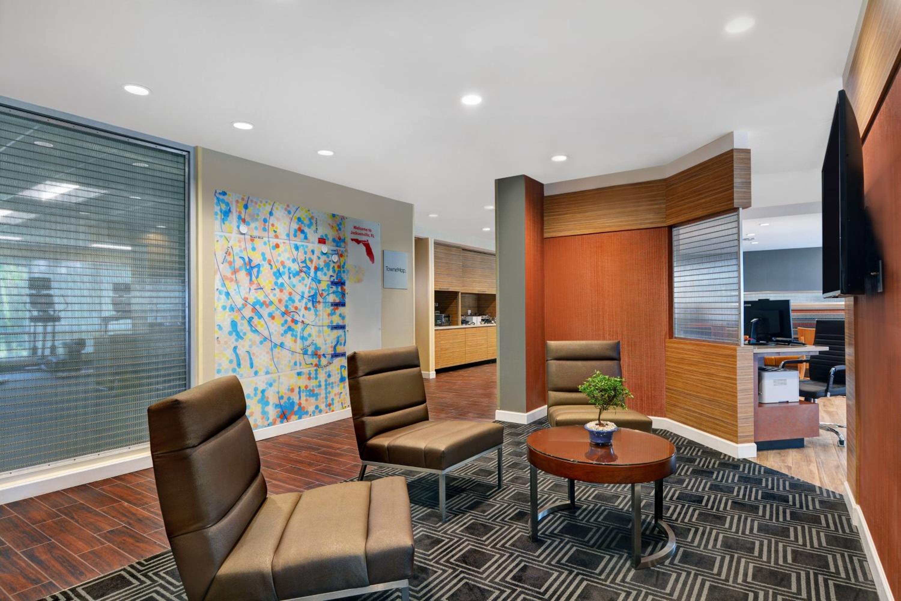 Jacksonville Vacations - TownePlace Suites by Marriott Jacksonville East - Property Image 4