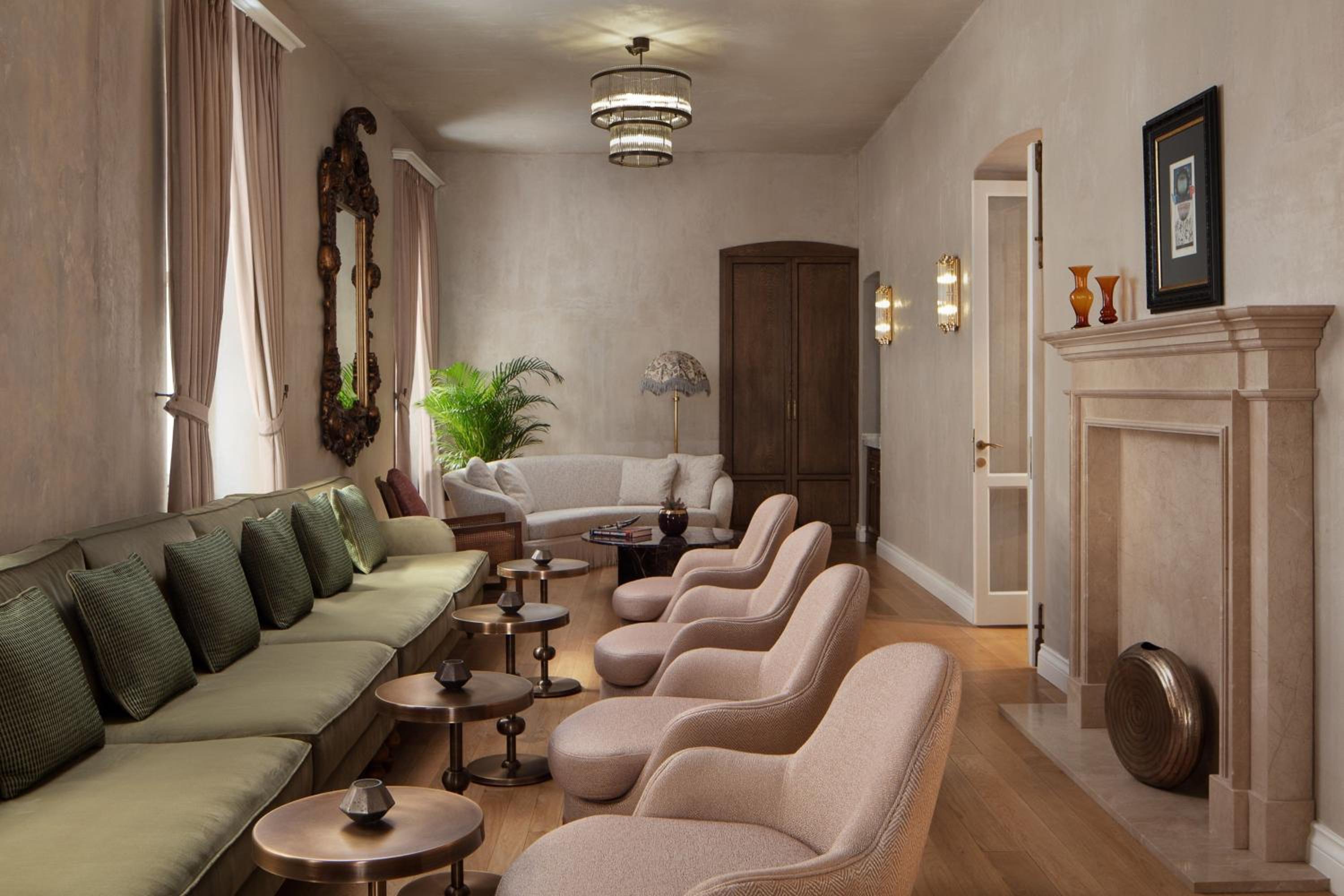 Adahan DeCamondo Pera, Autograph Collection - Image 23