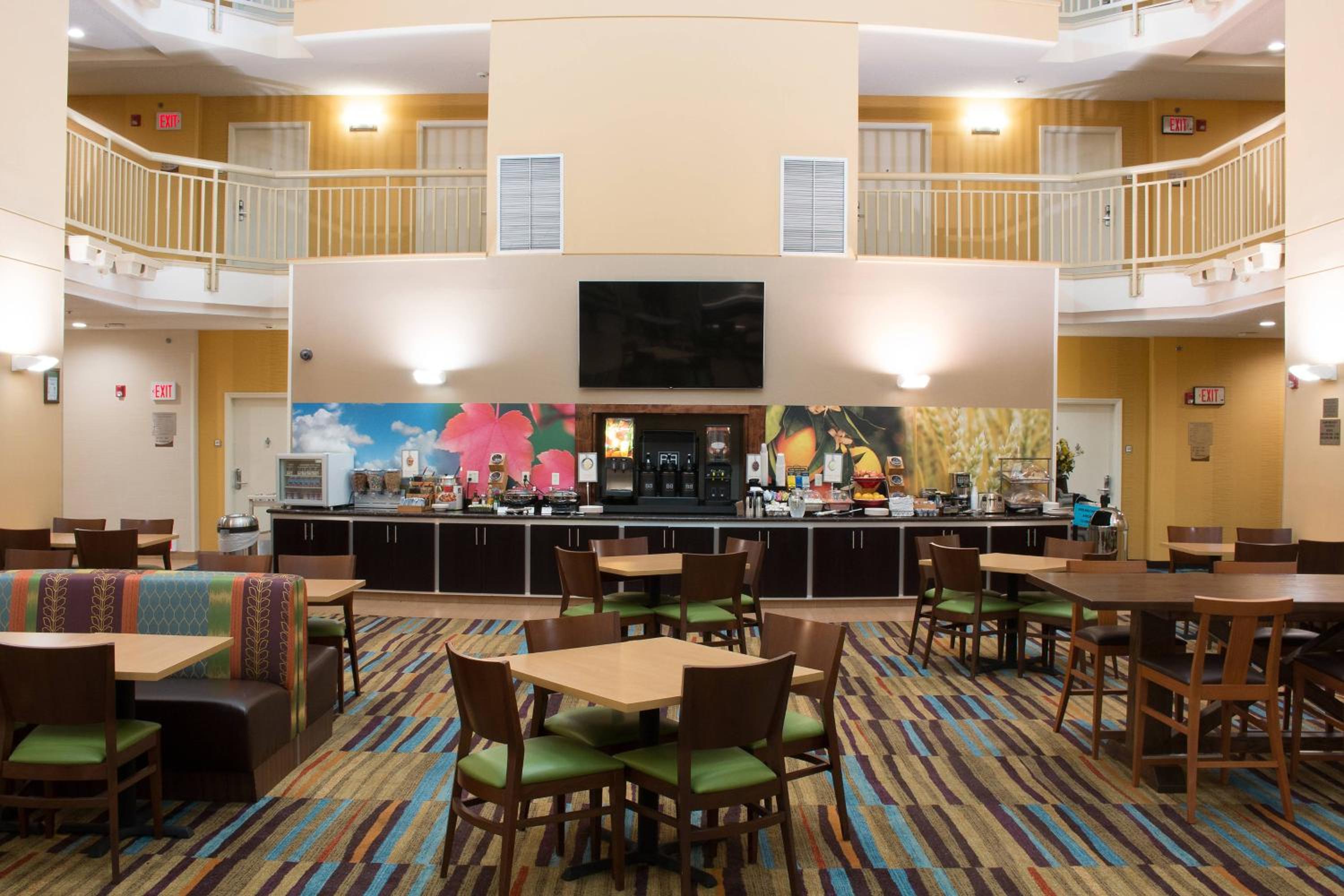 San Jose Vacations - Fairfield Inn  Suites Oakland Hayward - Property Image 1