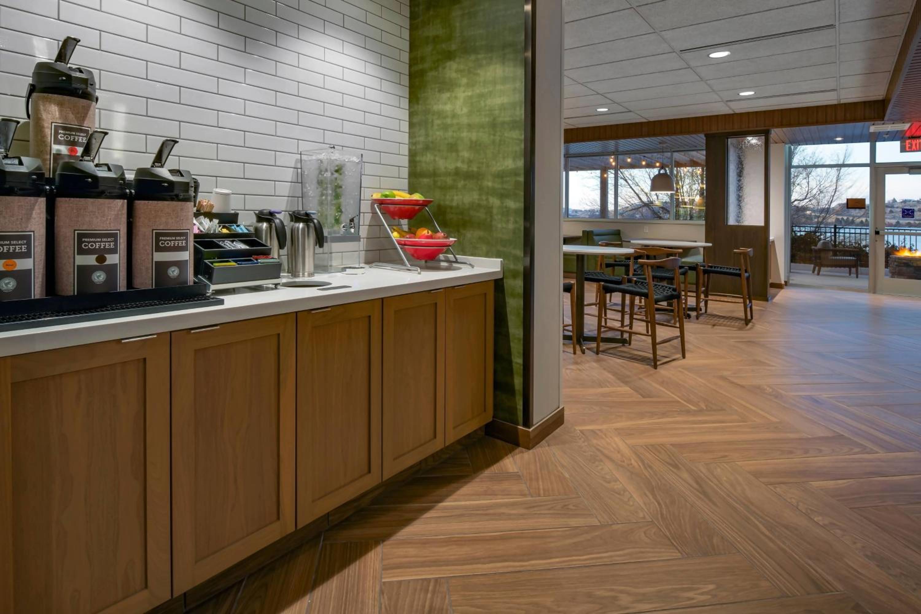 Klamath Falls Vacations - Fairfield Inn  Suites by Marriott Klamath Falls - Property Image 7