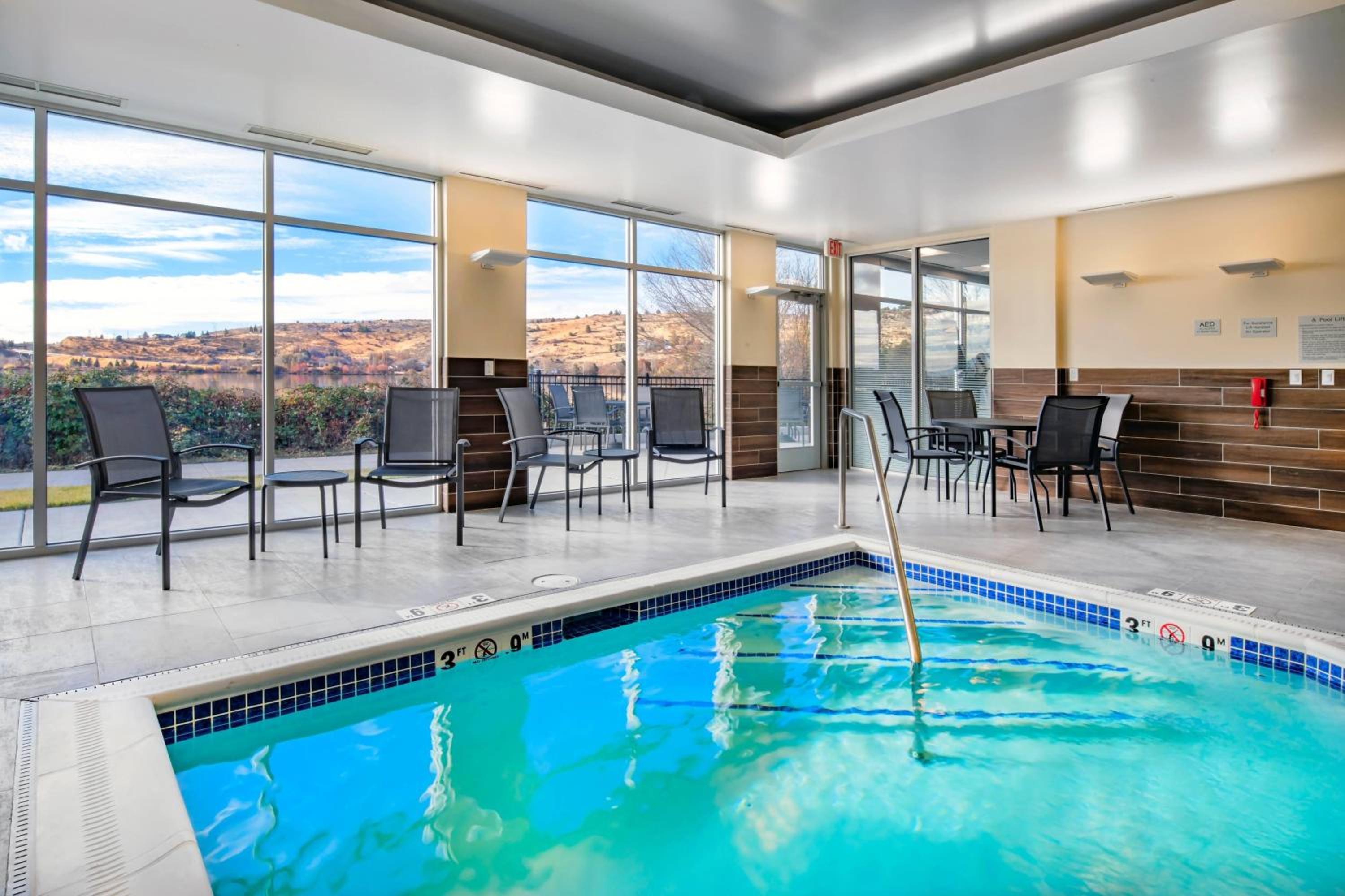 Klamath Falls Vacations - Fairfield Inn  Suites by Marriott Klamath Falls - Property Image 5