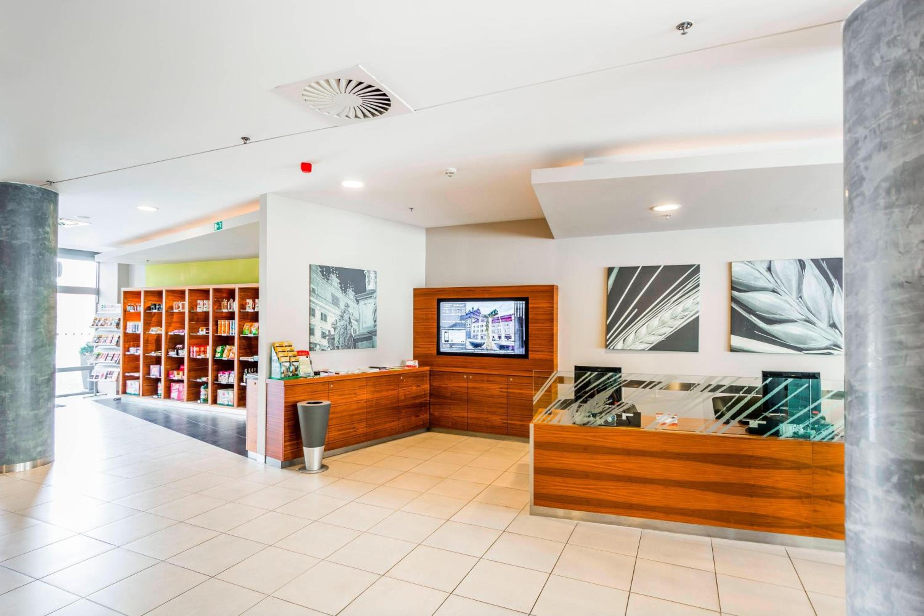 Plzen Vacations - Courtyard by Marriott Pilsen - Property Image 2