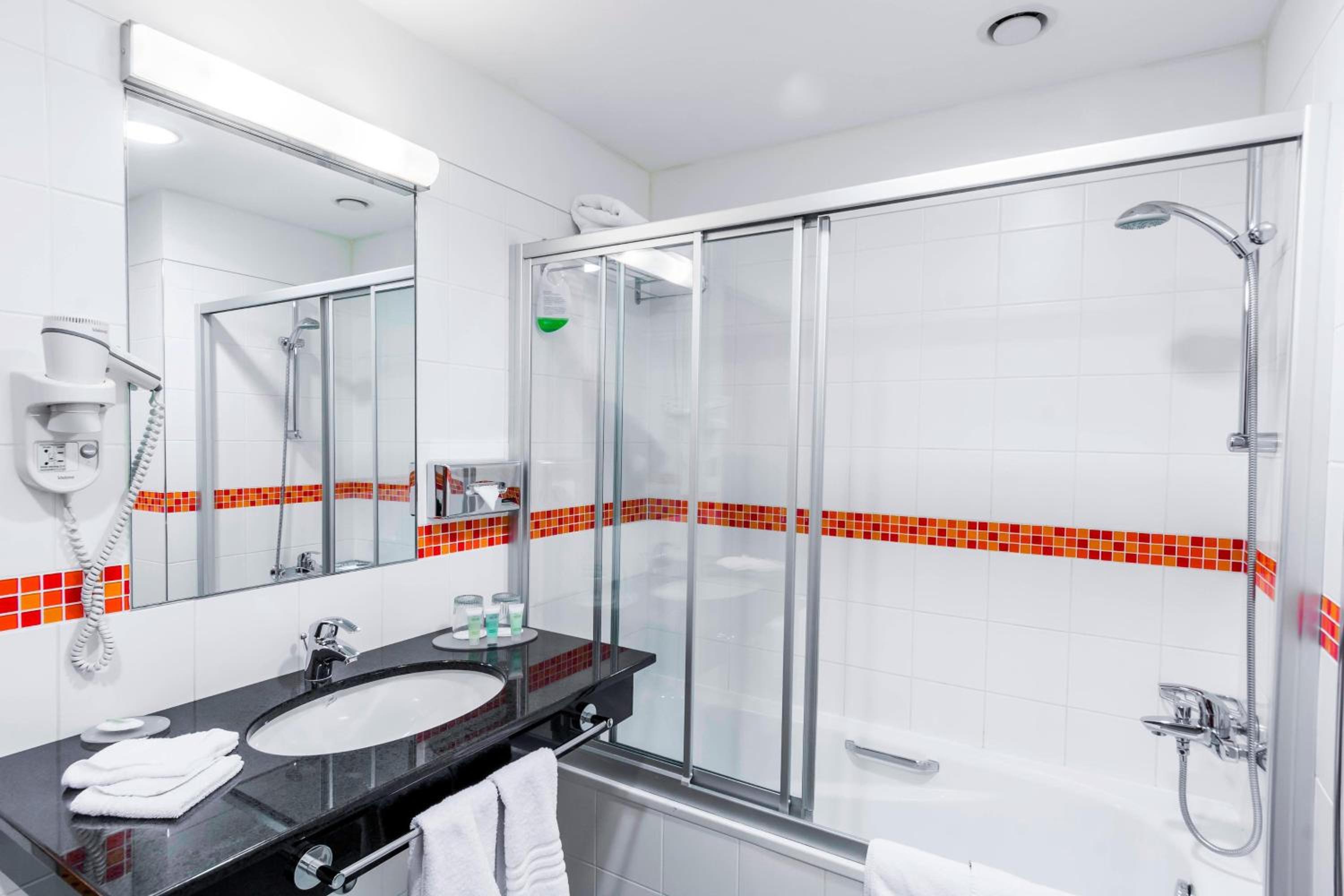 Courtyard by Marriott Pilsen - Property Image 8