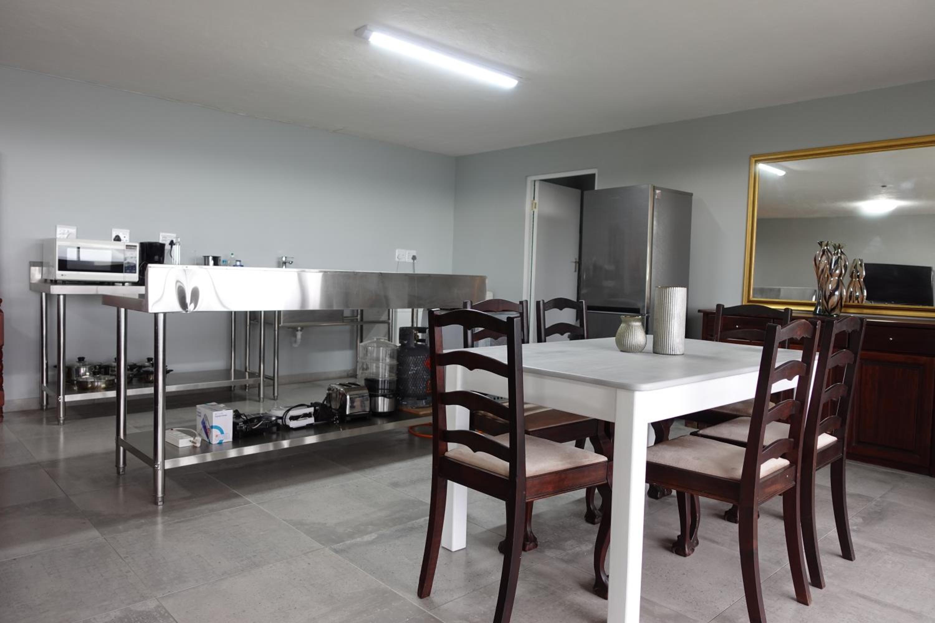 BreatheMore Self-Catering Holiday Accommodation view 4