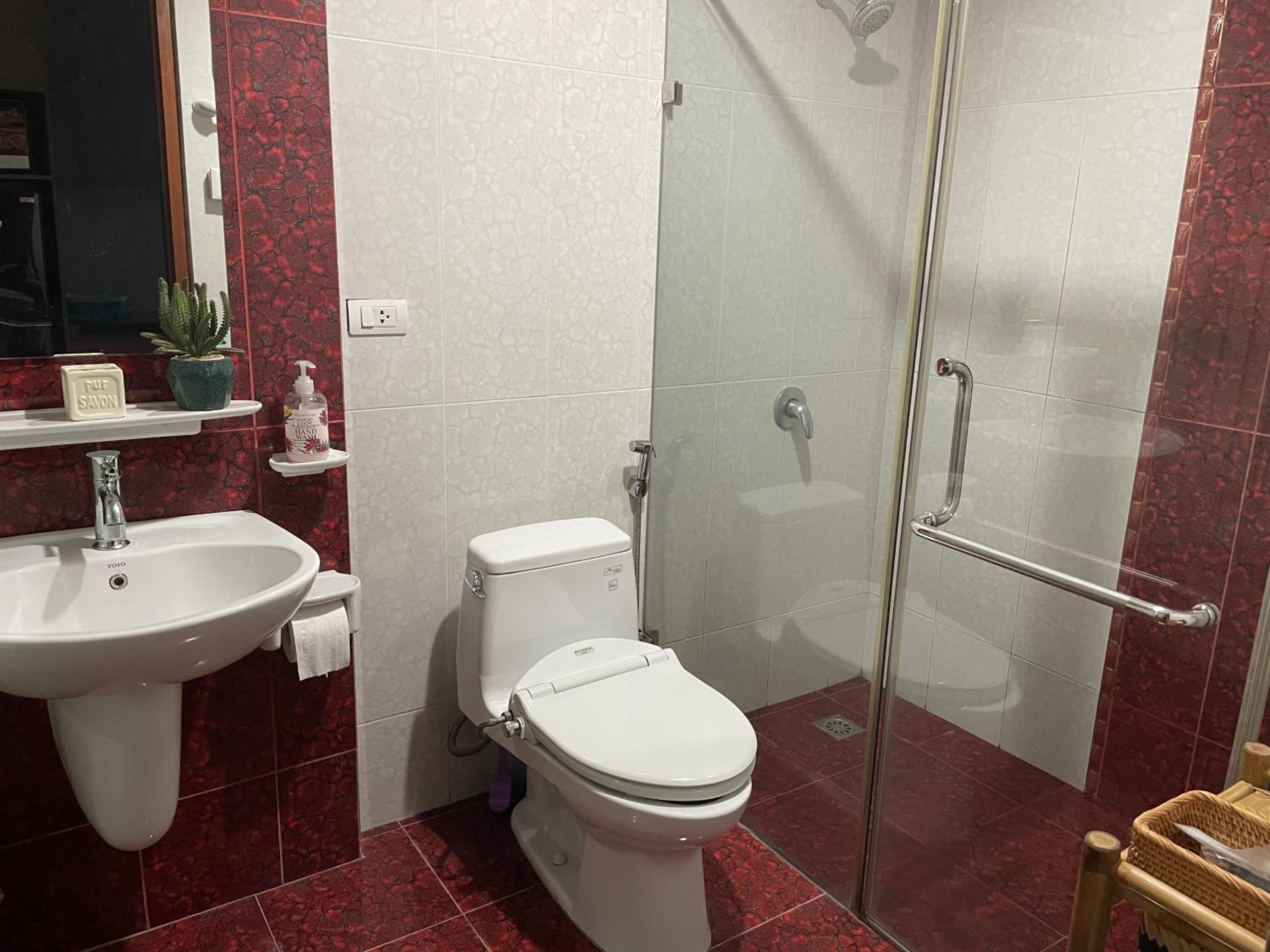 May Residence-800m from Opera House