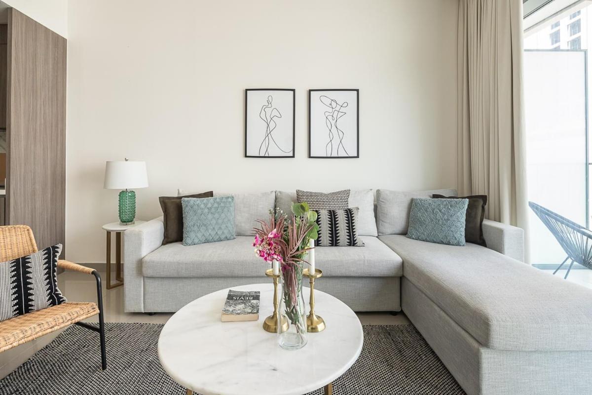 Frank Porter - Beach Vista Tower 1