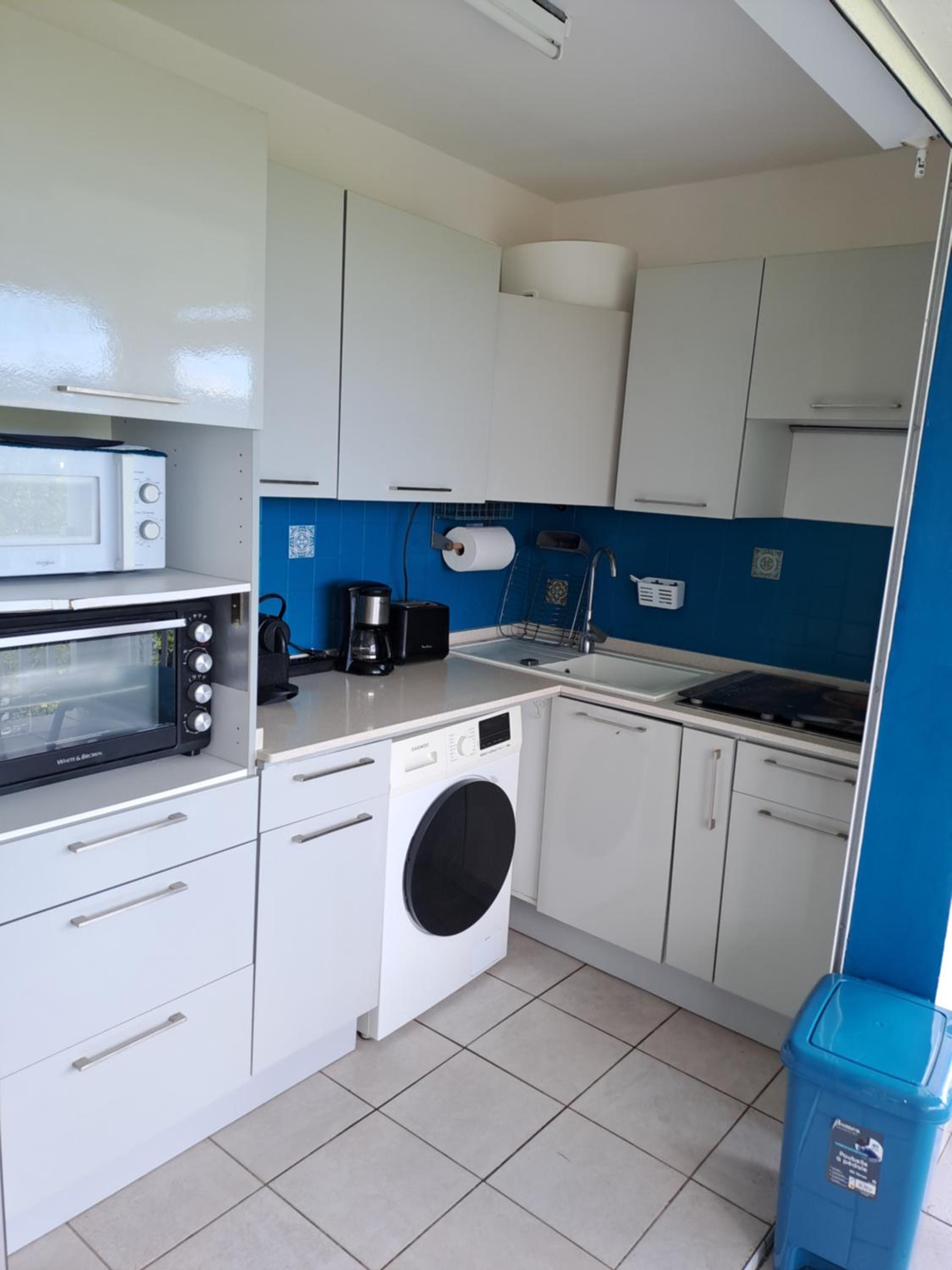 Apt t2 saint anne view 4